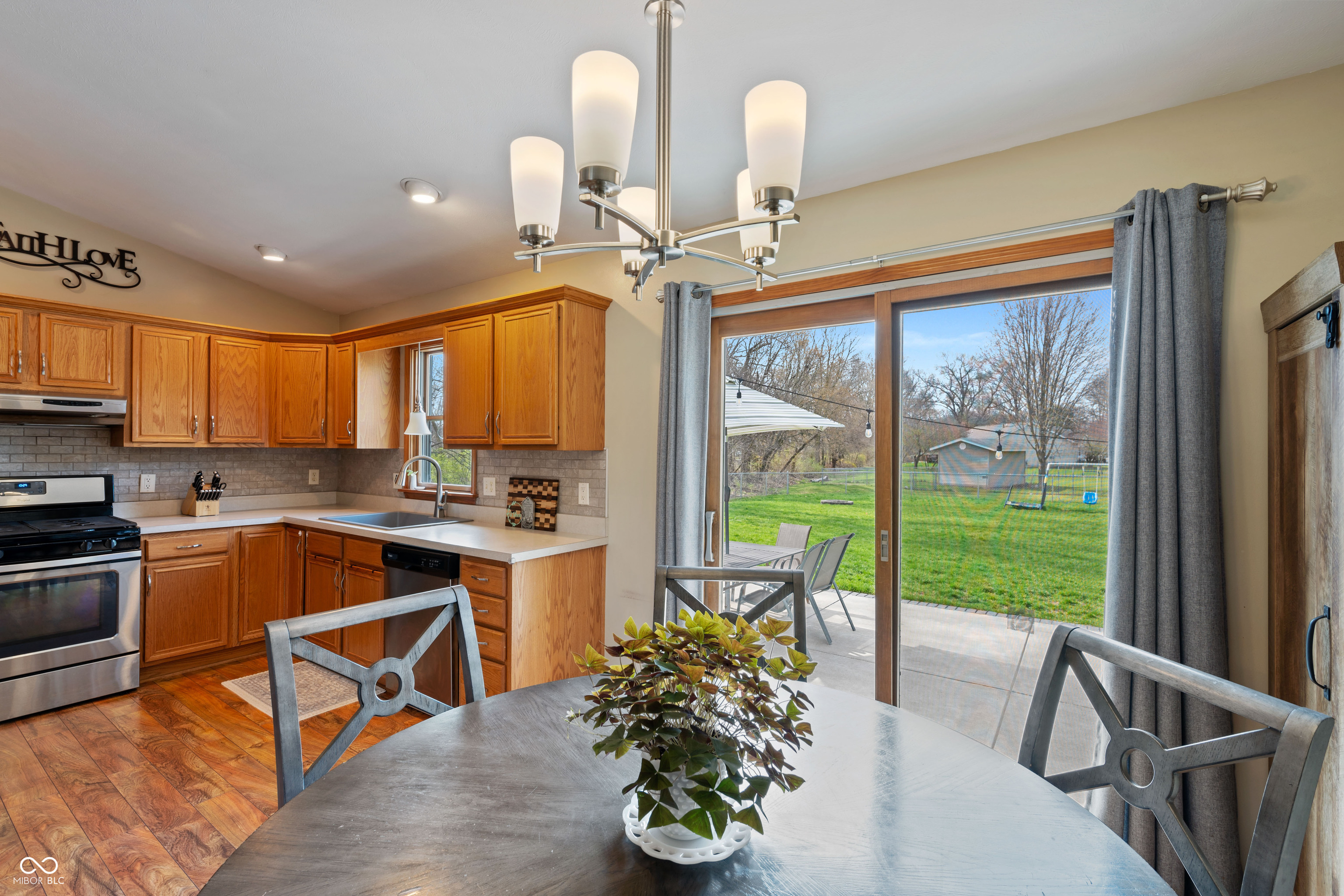 29252 Summer Tree Lane