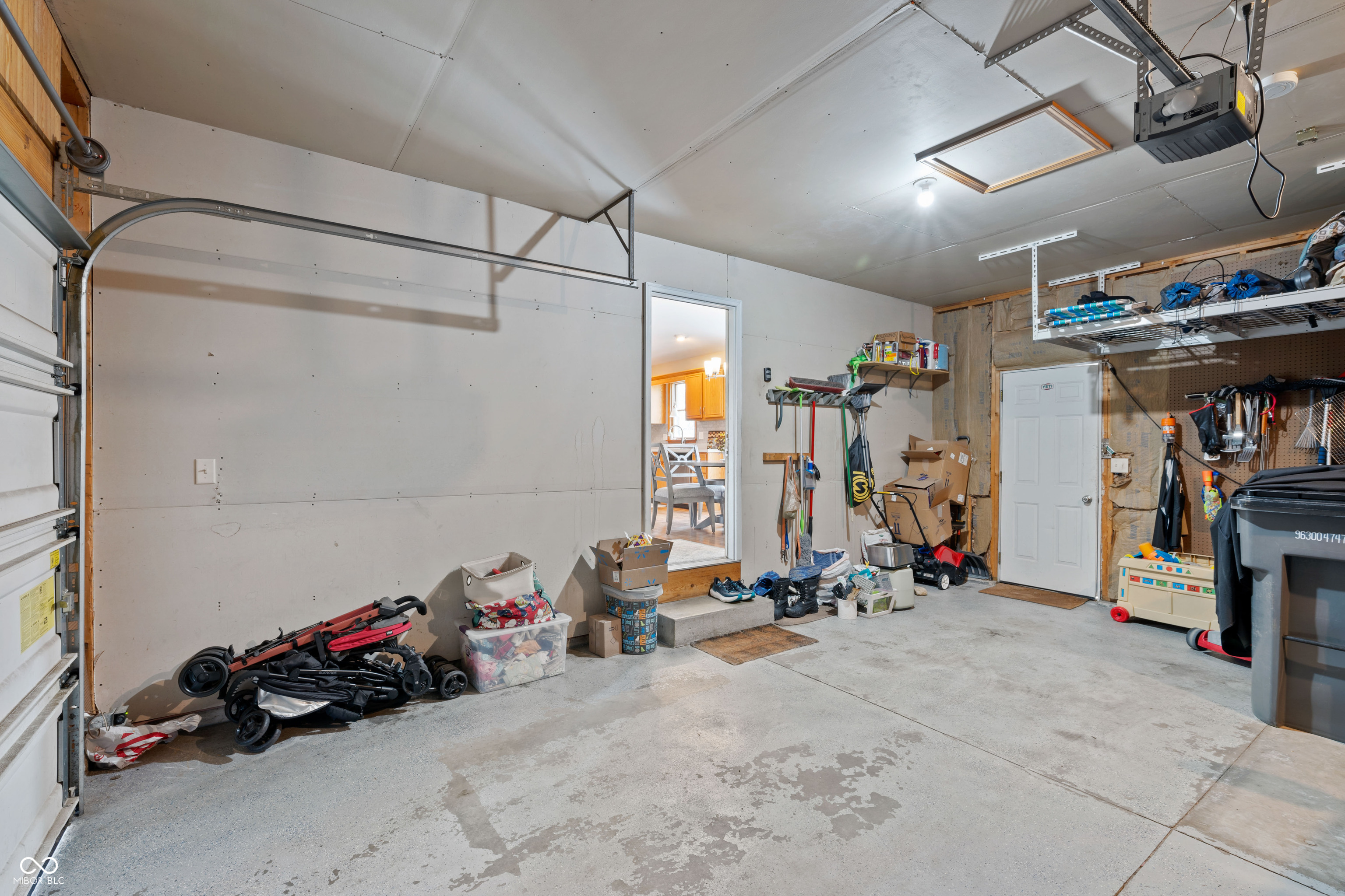 29252 Summer Tree Lane