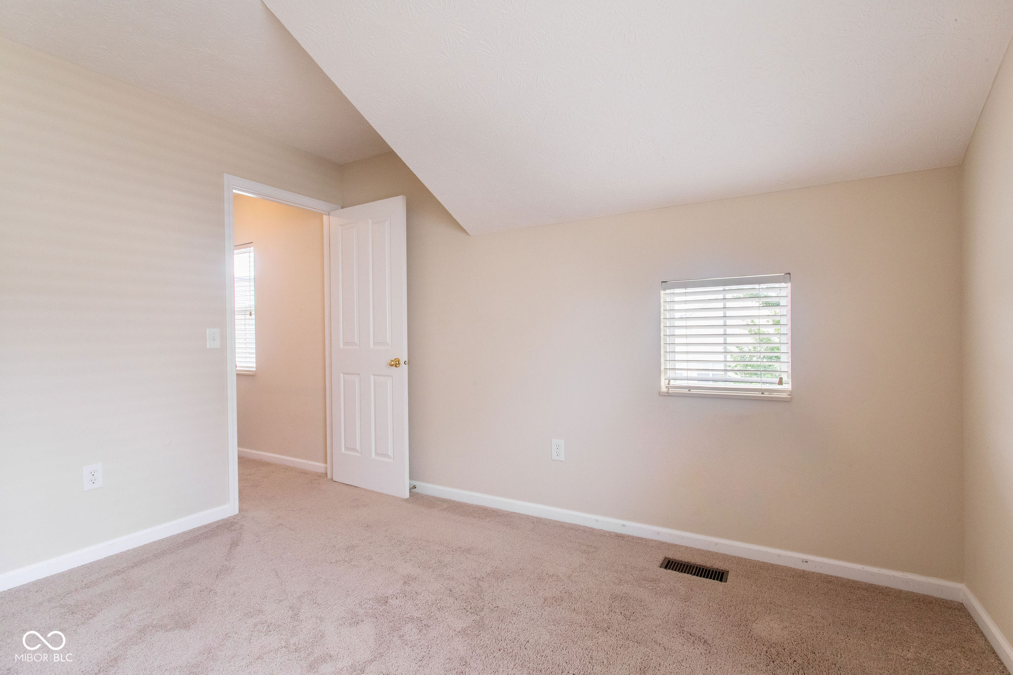 1254 Monmouth Drive