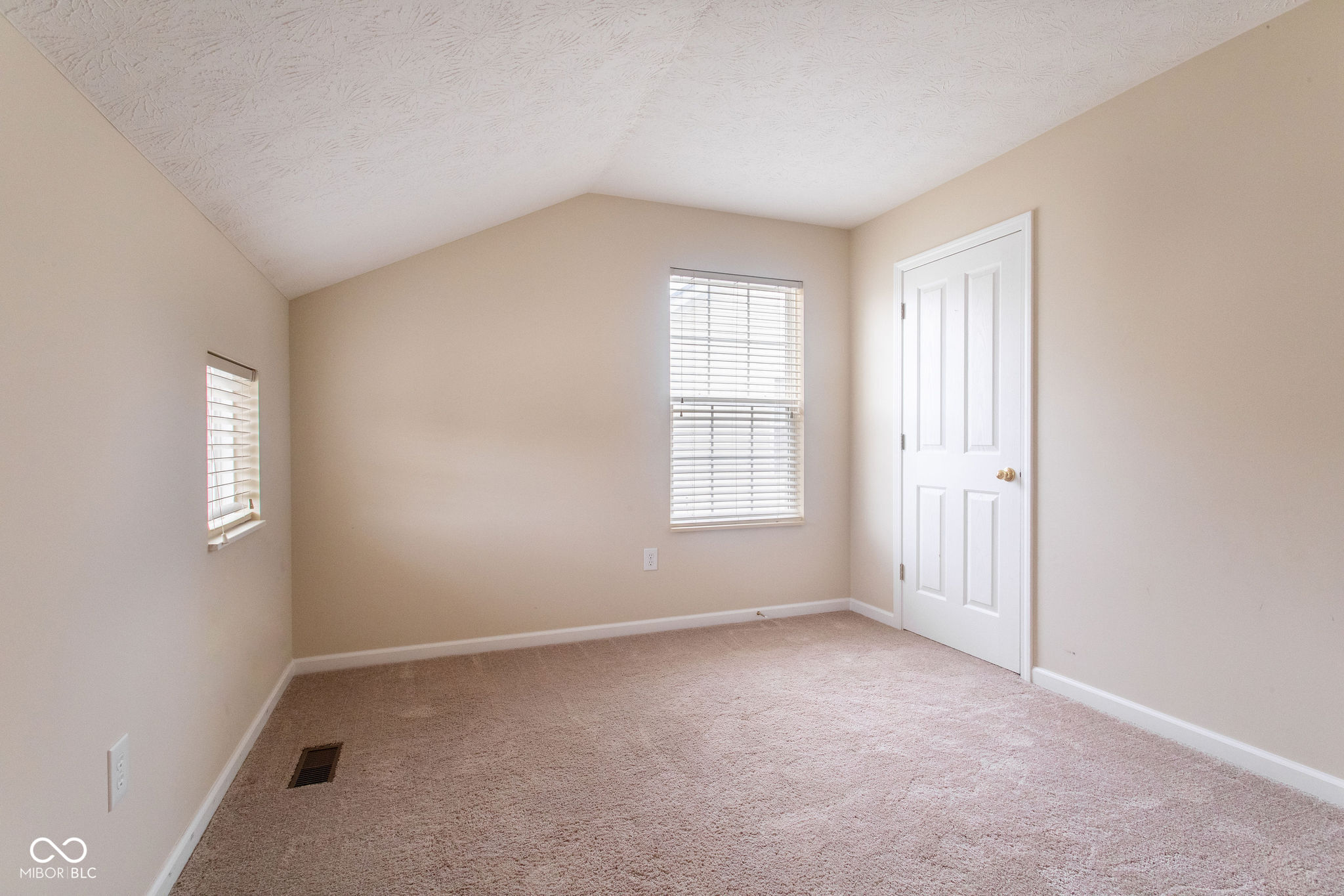 1254 Monmouth Drive