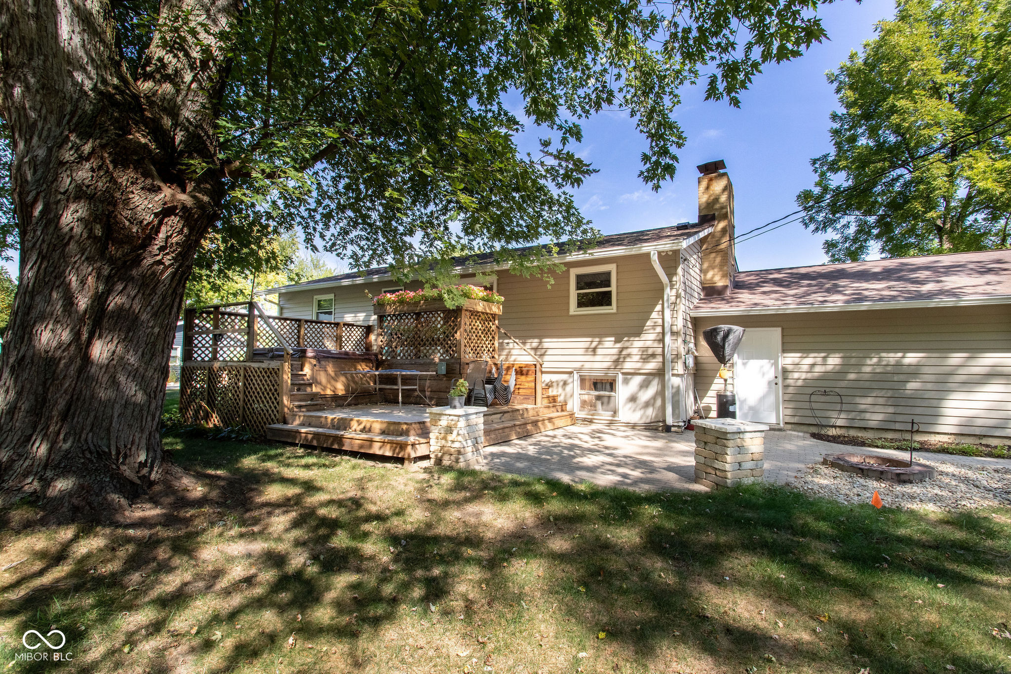 6705 Jeffry Lane