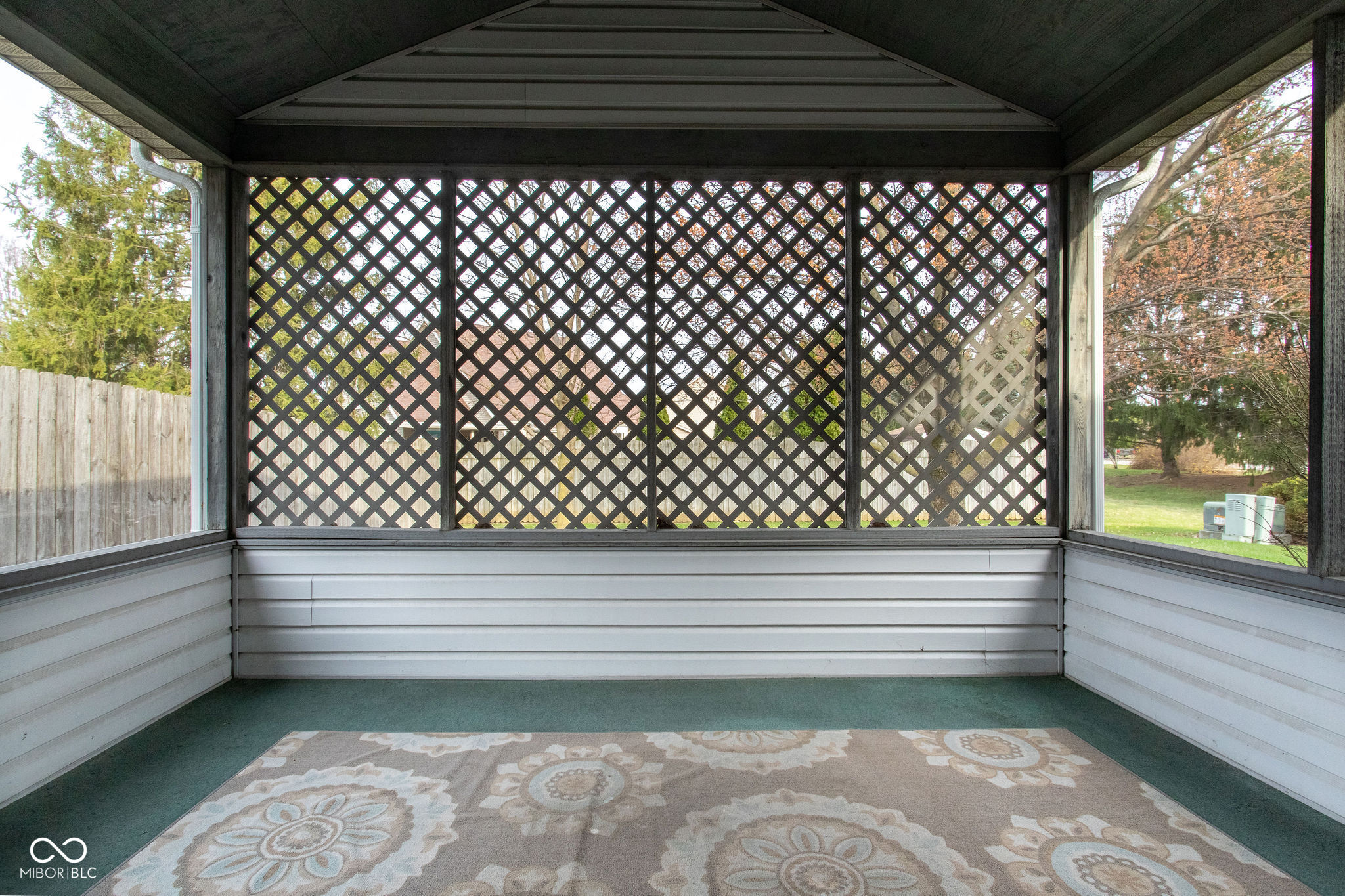 1 Goldersgreen Drive