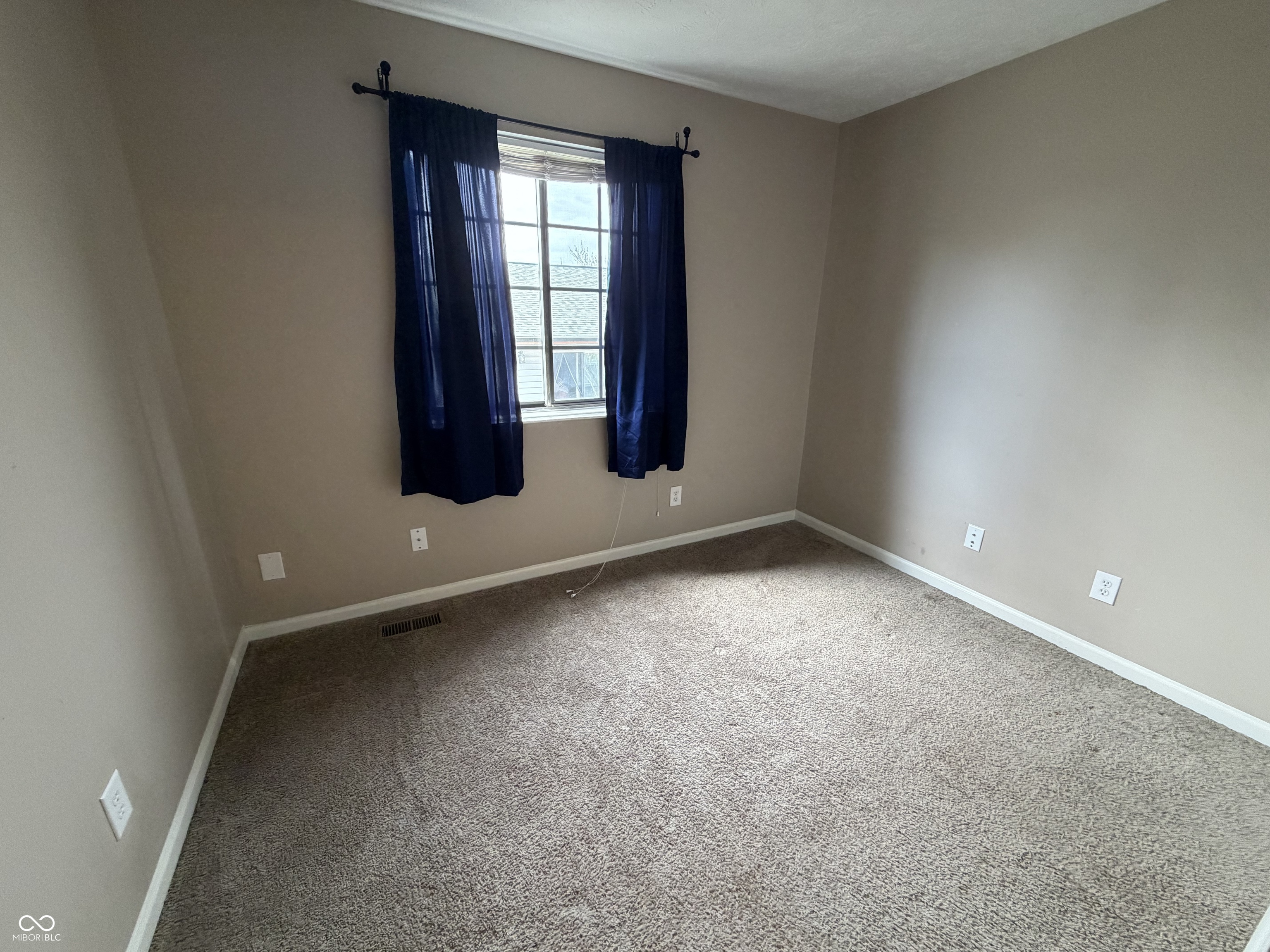 2335 Bainbridge Court