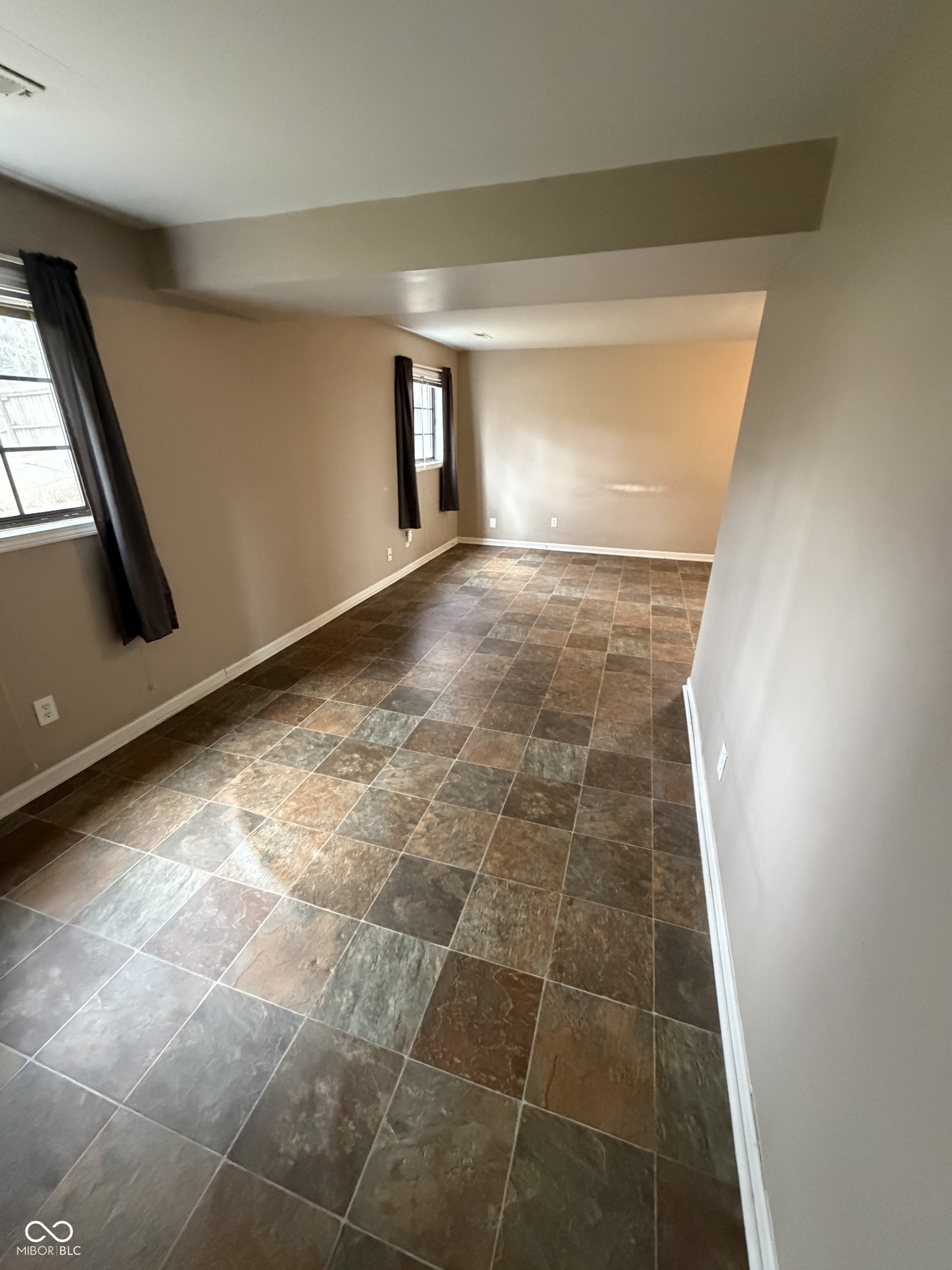 2335 Bainbridge Court