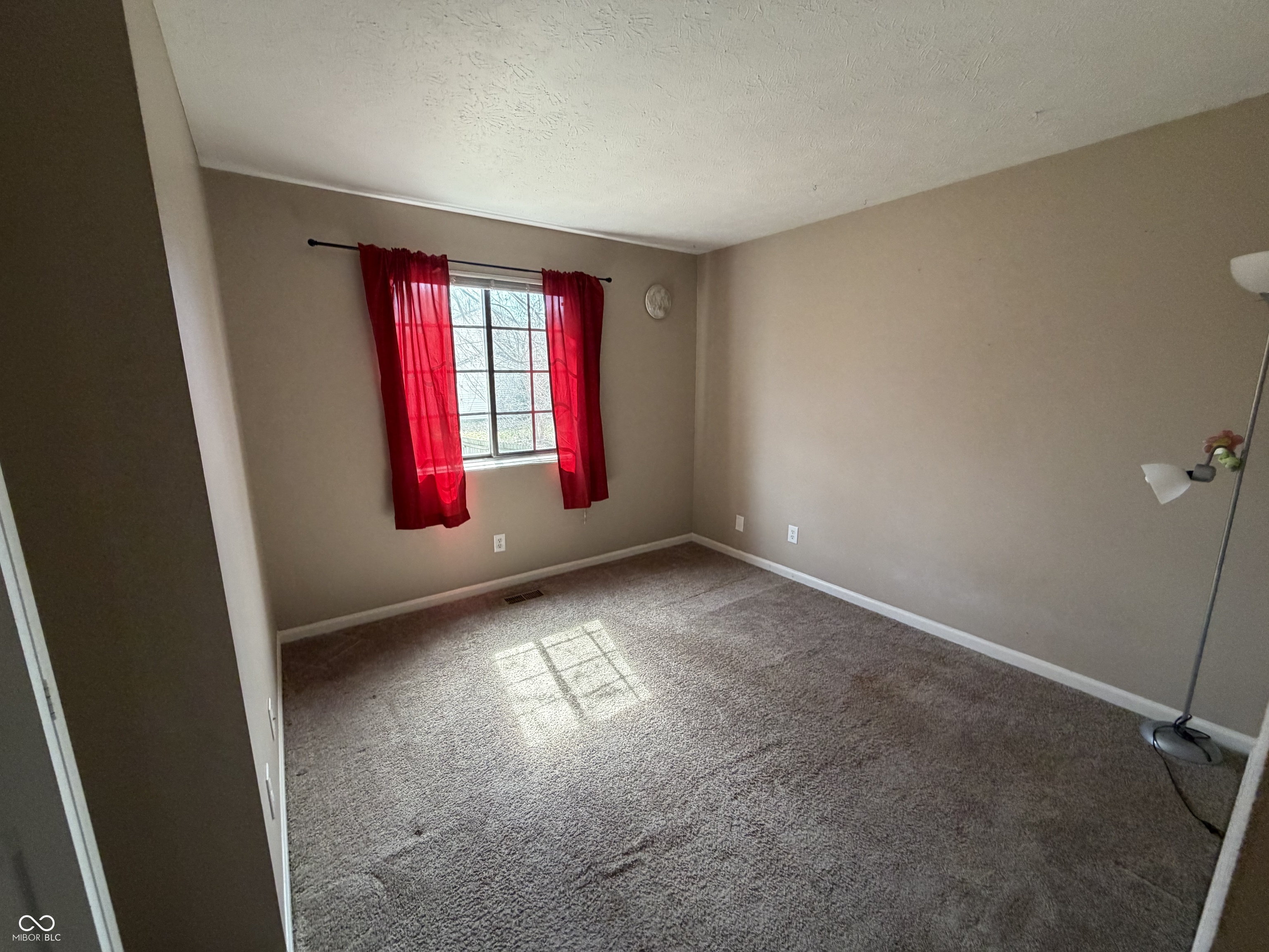 2335 Bainbridge Court