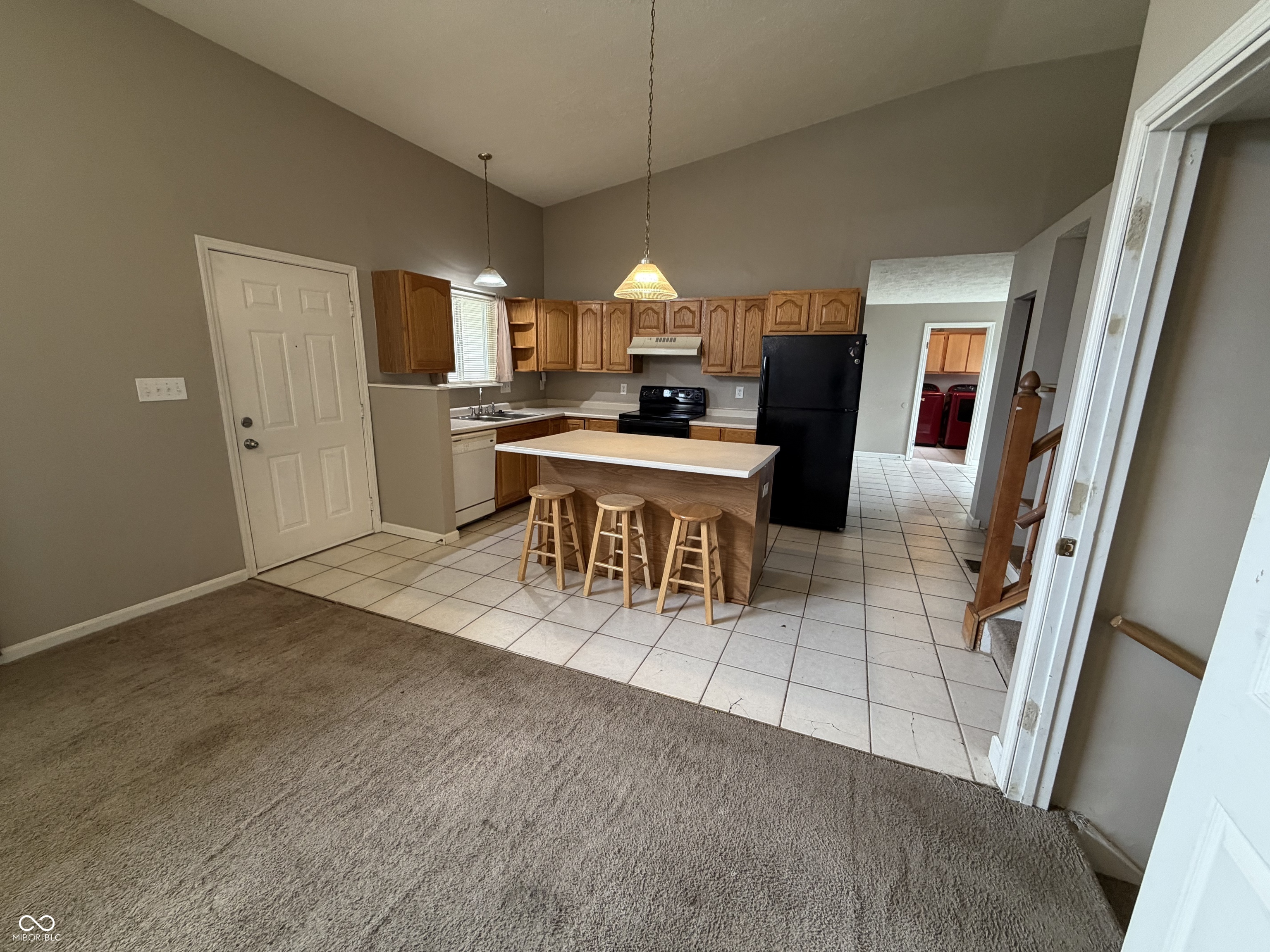 2335 Bainbridge Court