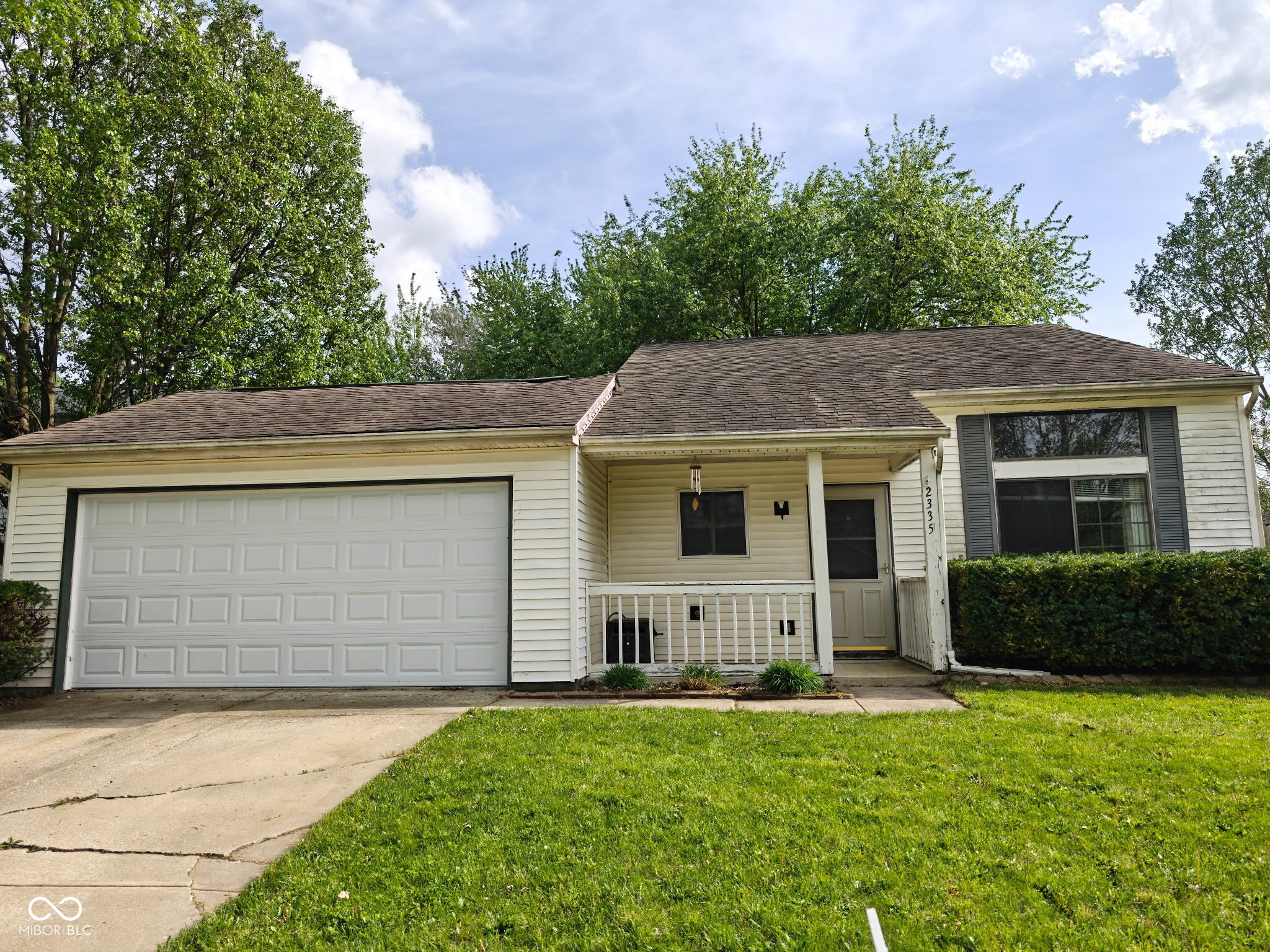 2335 Bainbridge Court