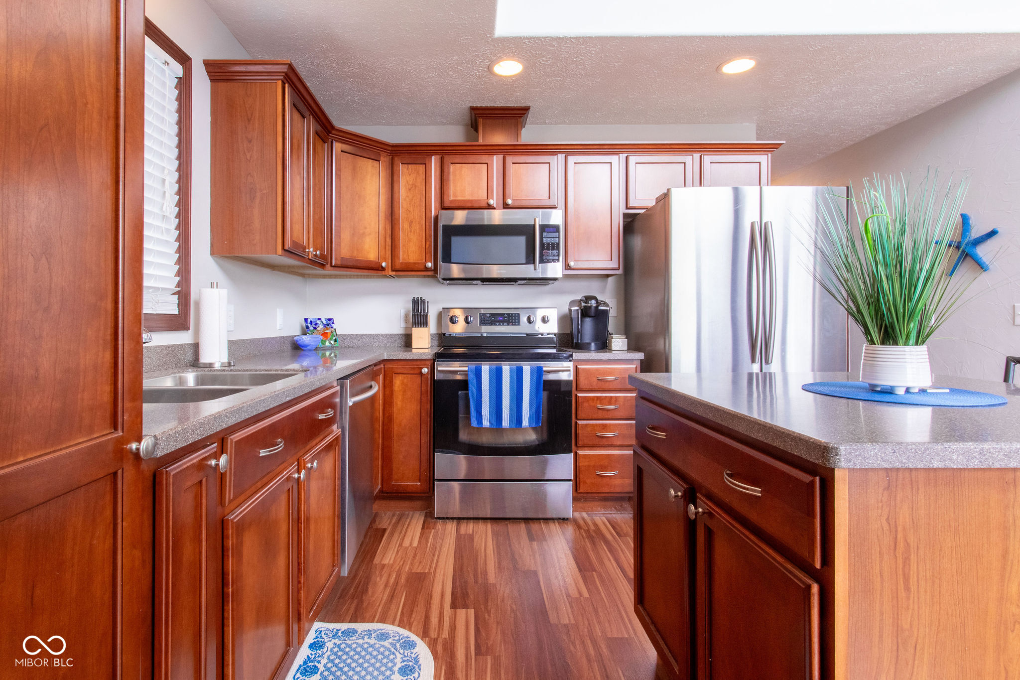 5823 E Sheridan Road