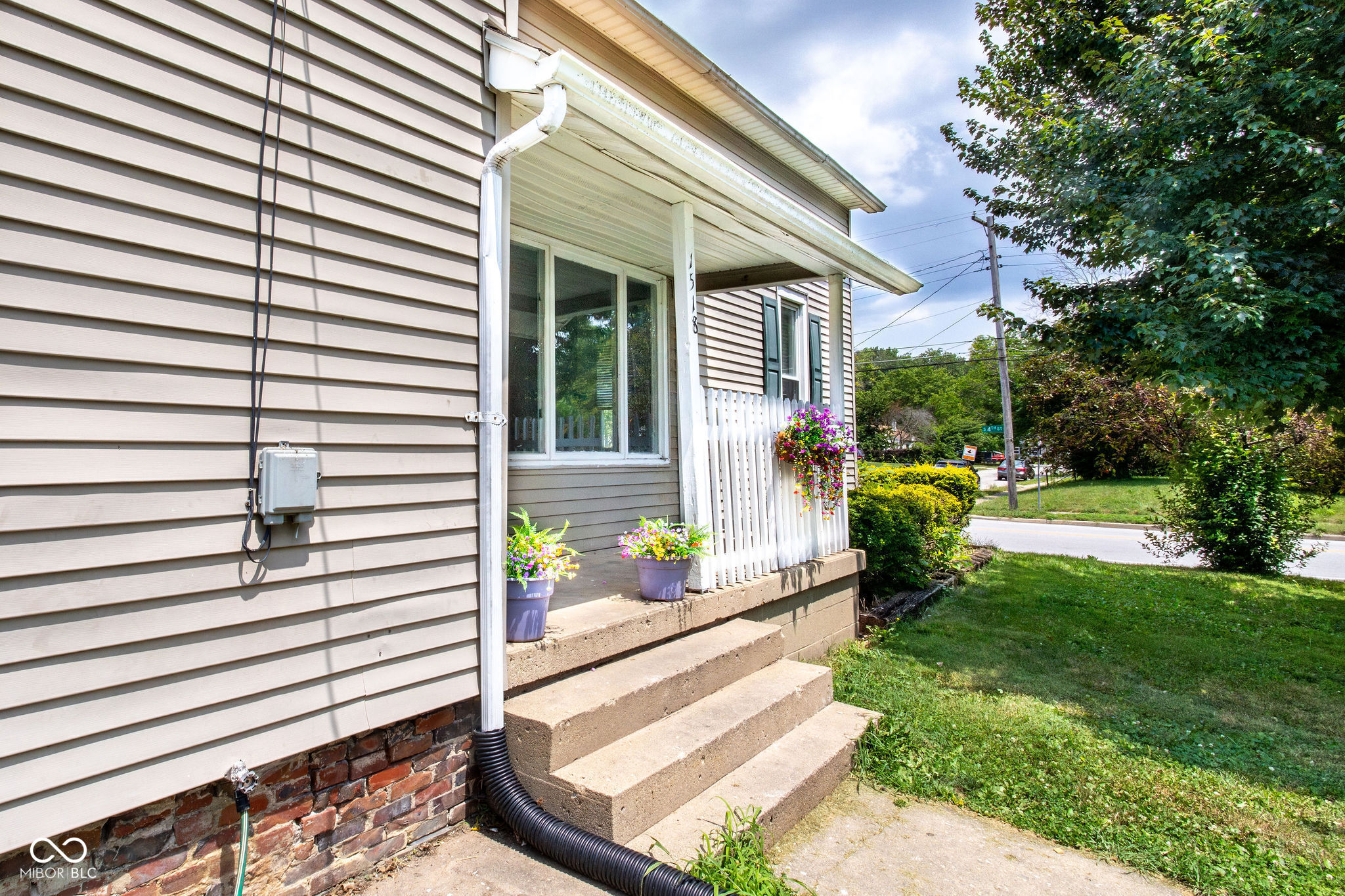 1518 S 4th Street
