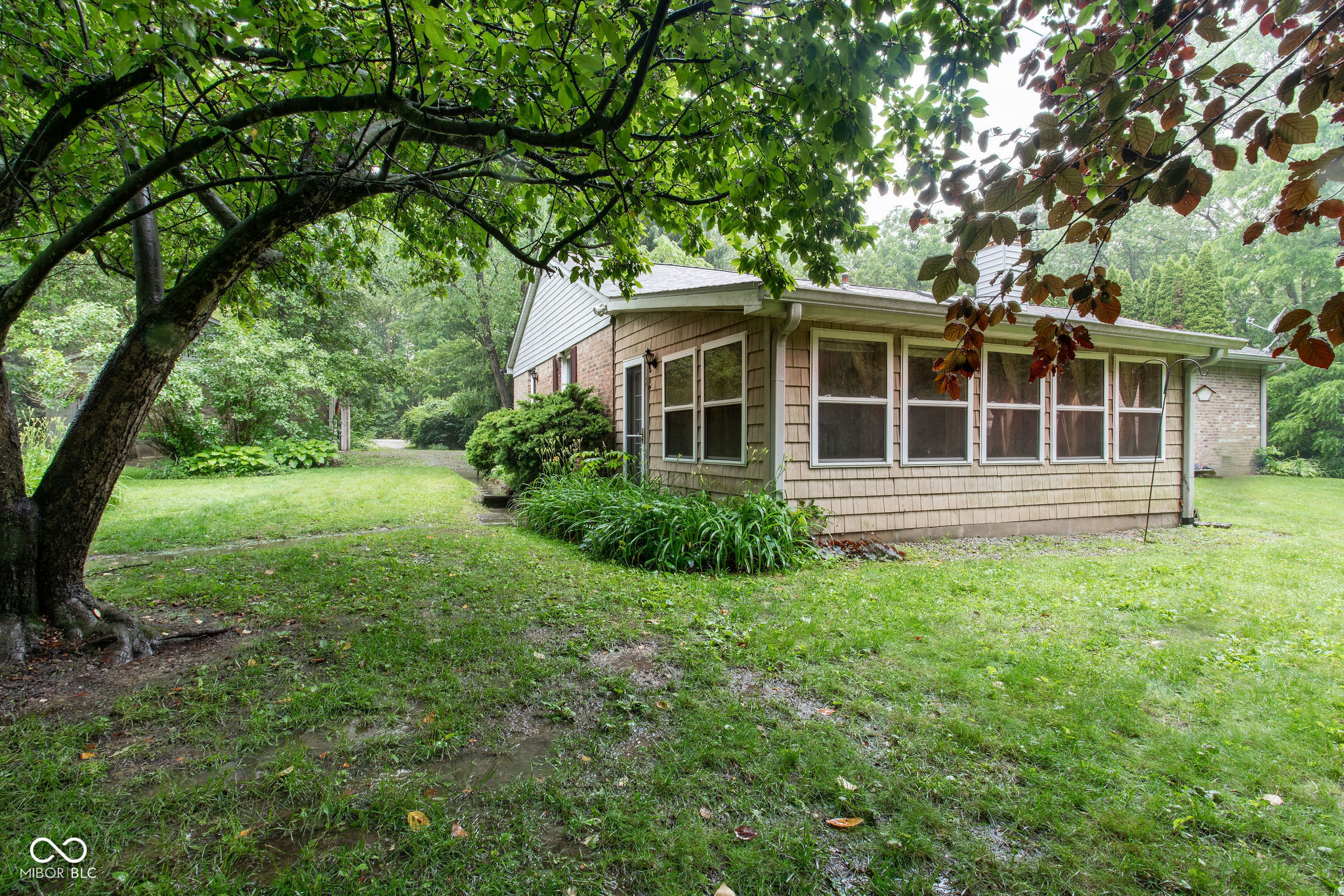 8825 Stockwell Road