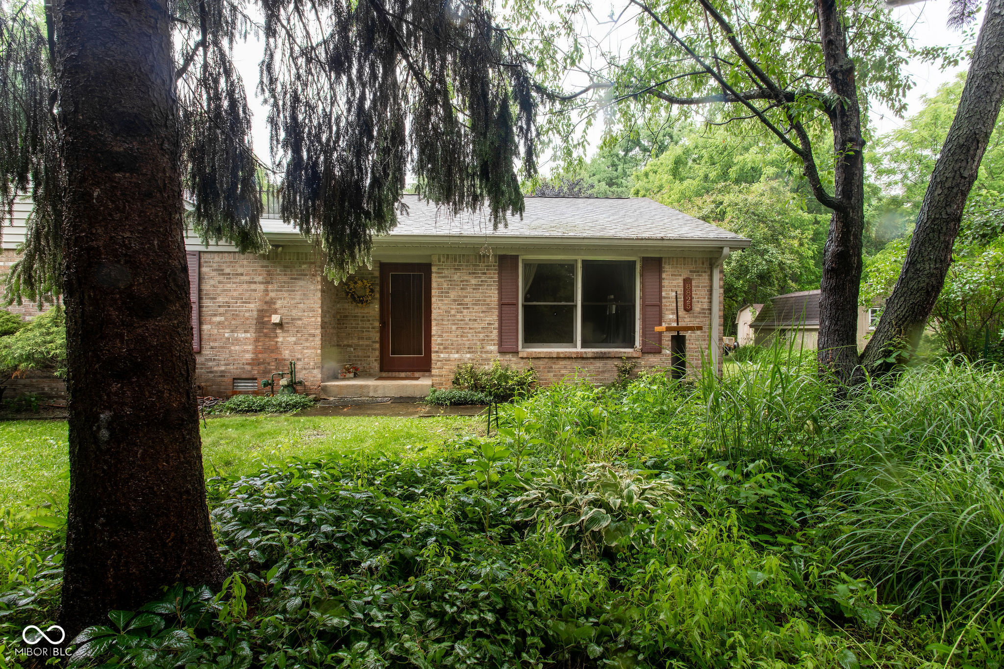8825 Stockwell Road