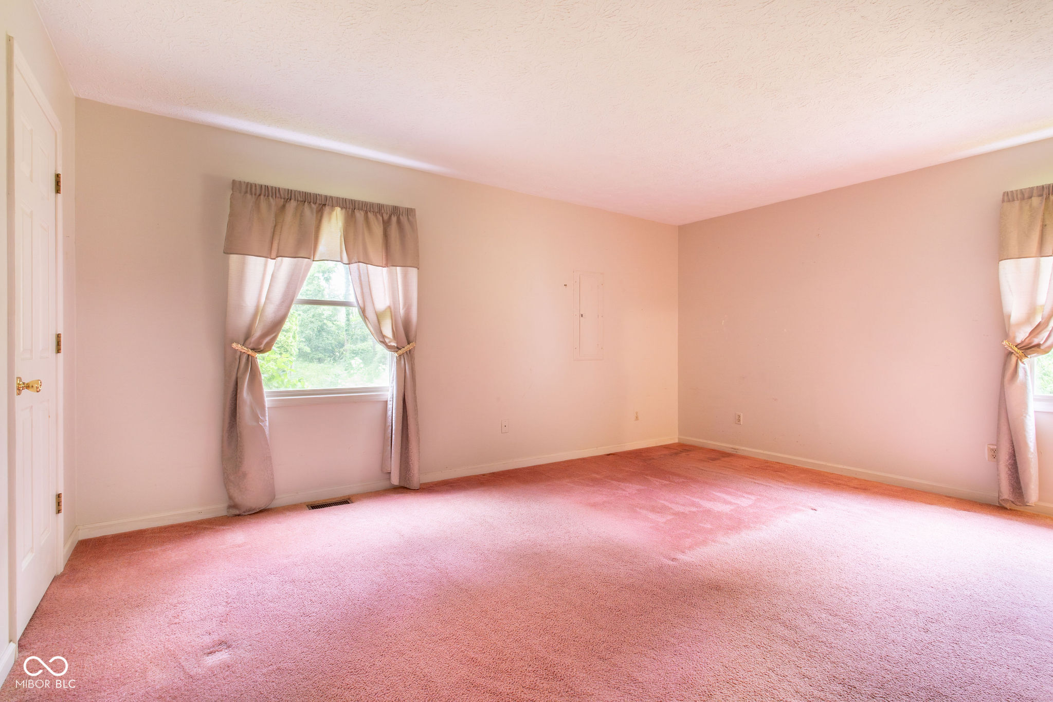 8825 Stockwell Road