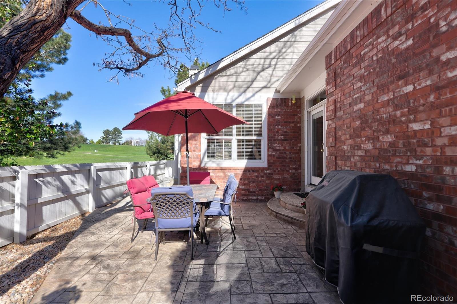 9827 Greensview Circle