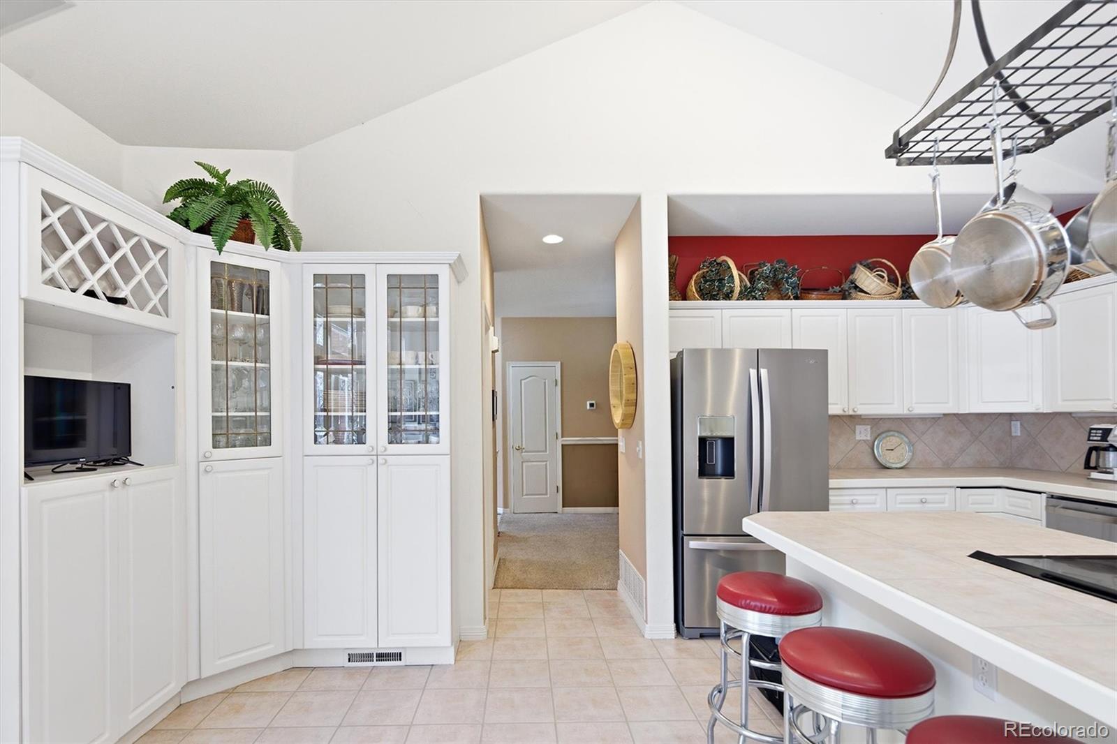 9827 Greensview Circle