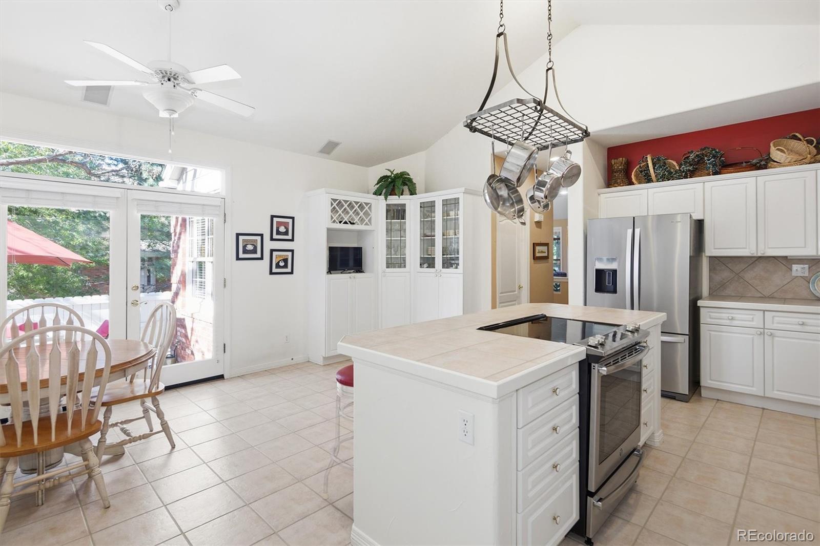 9827 Greensview Circle