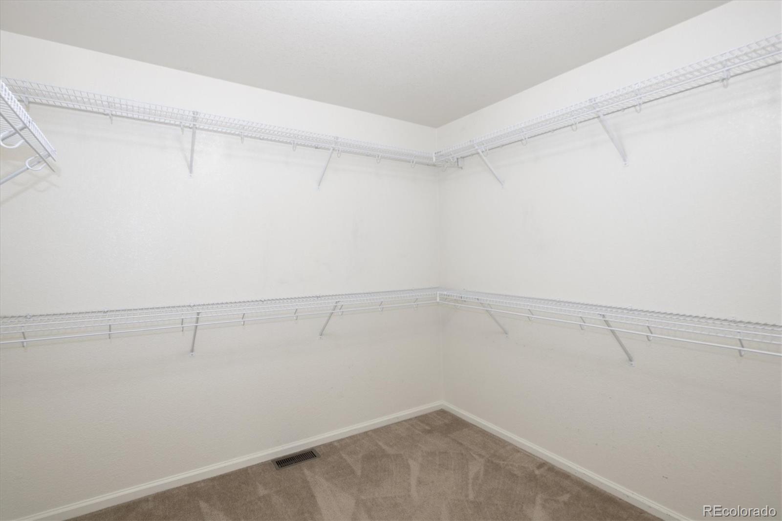 10508 Wagon Box Circle