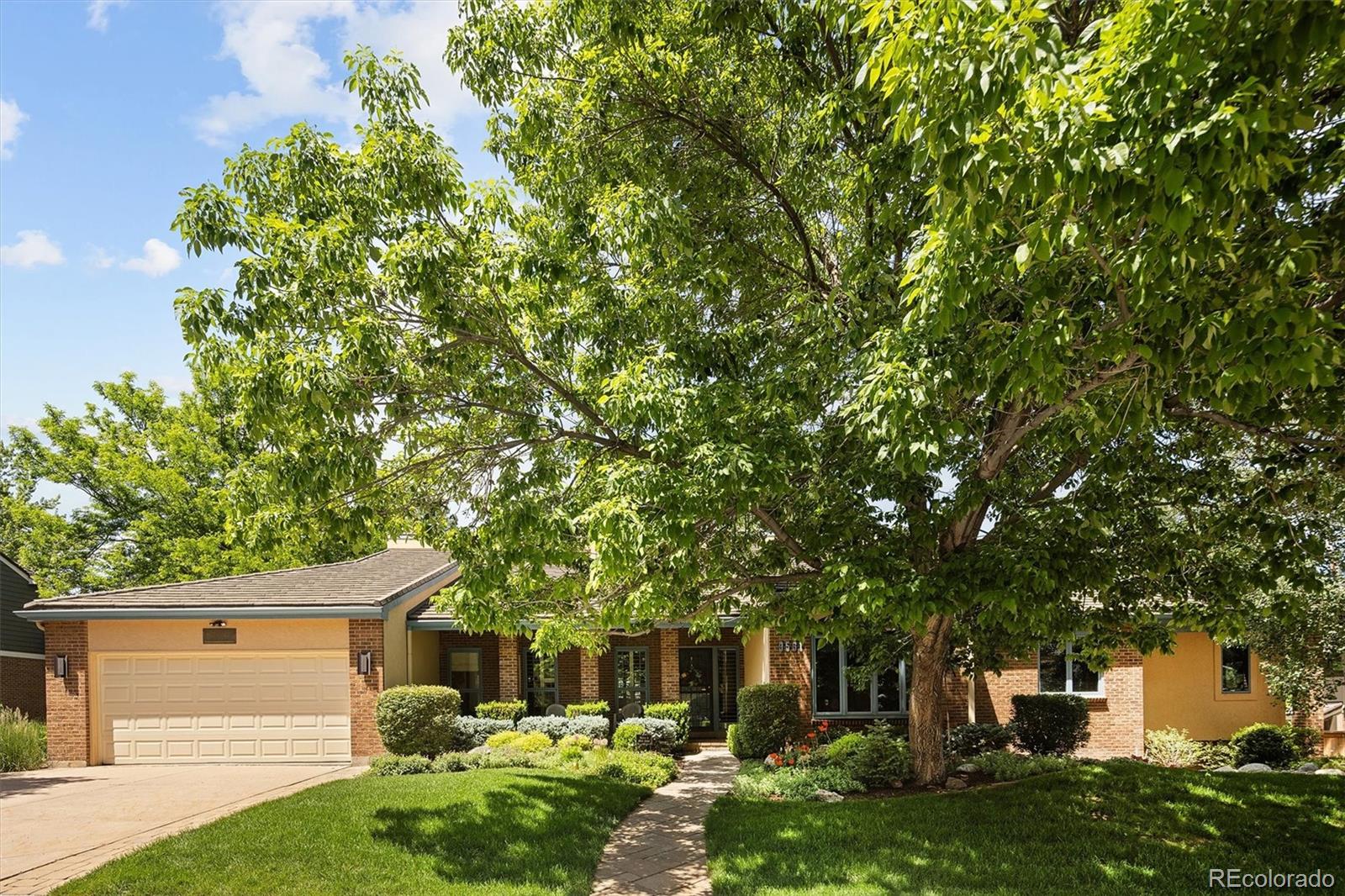 9561 E Lake Circle