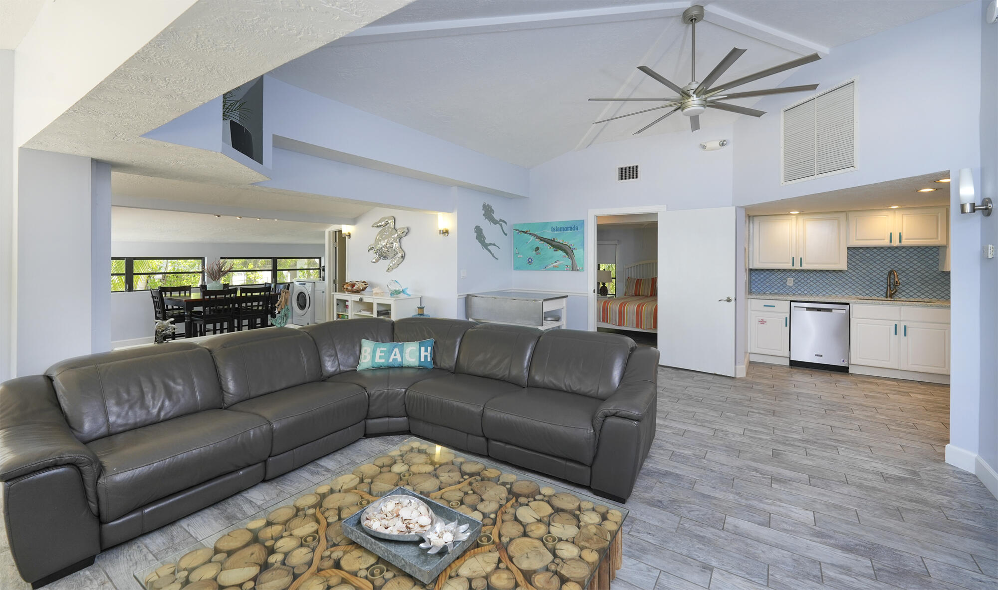 75831 Overseas Highway