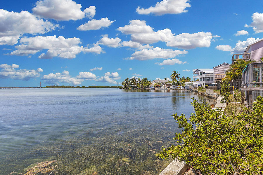 4 Shore Drive
