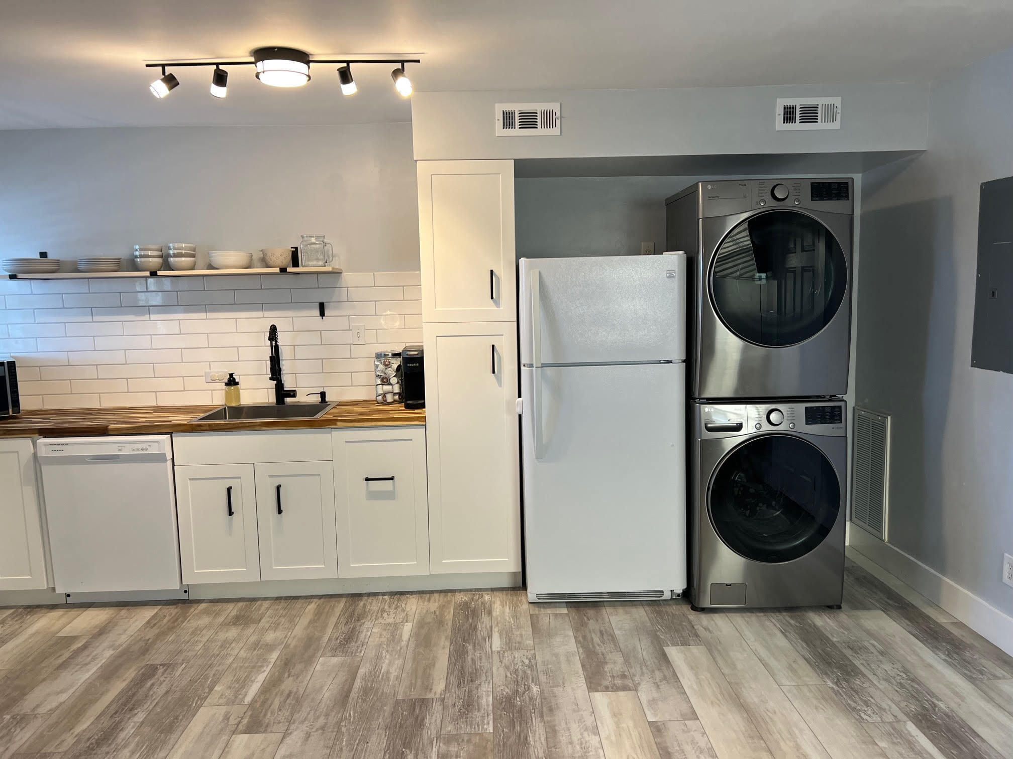 201 Coppitt Road Unit: 206A