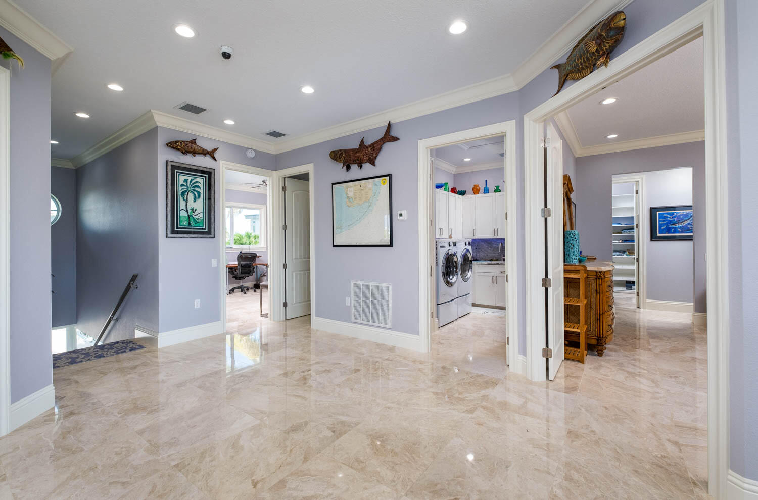 109 E Avenue E