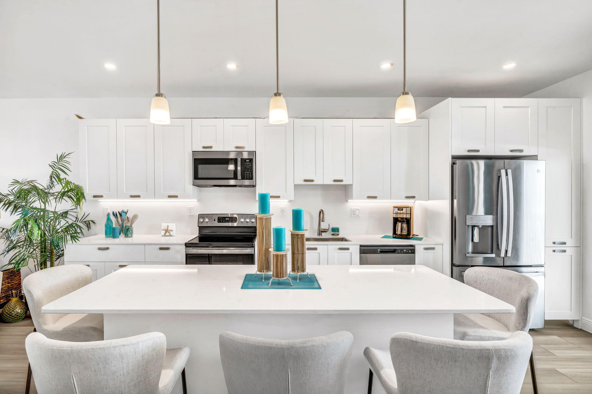 501 E Ocean Drive Unit: 22