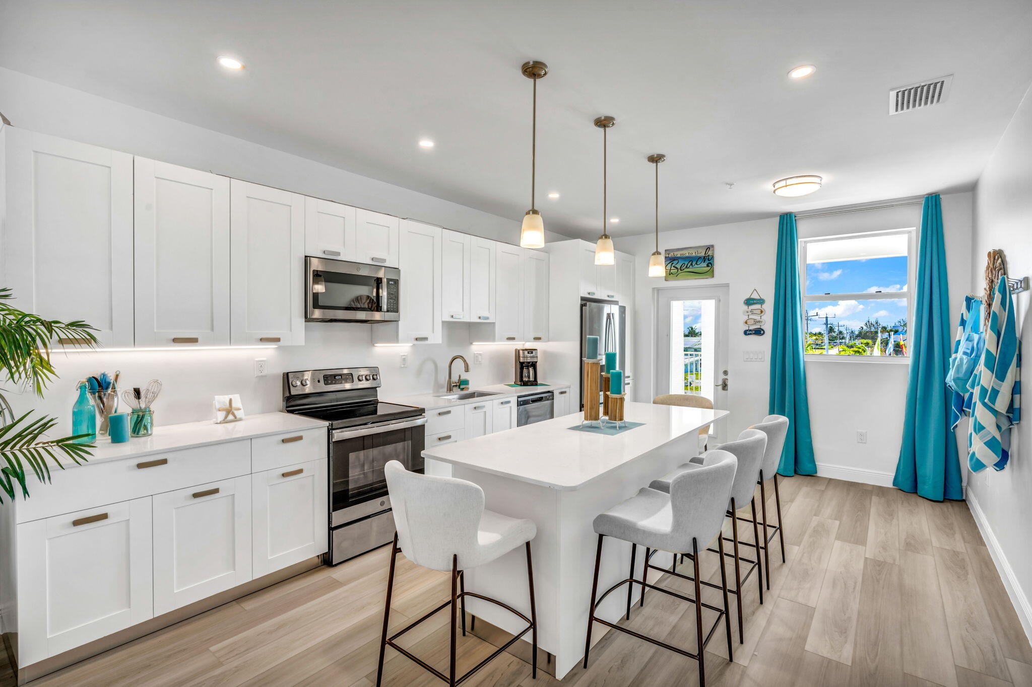 501 E Ocean Drive Unit: 22