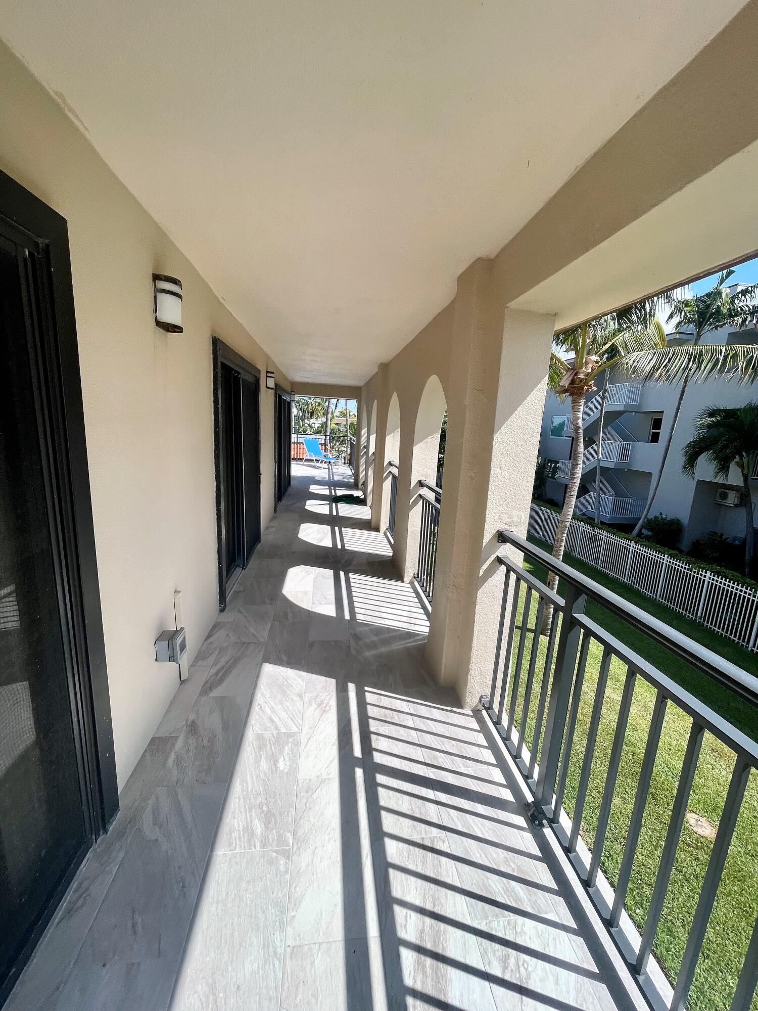 1001 W Ocean Unit: 1-201