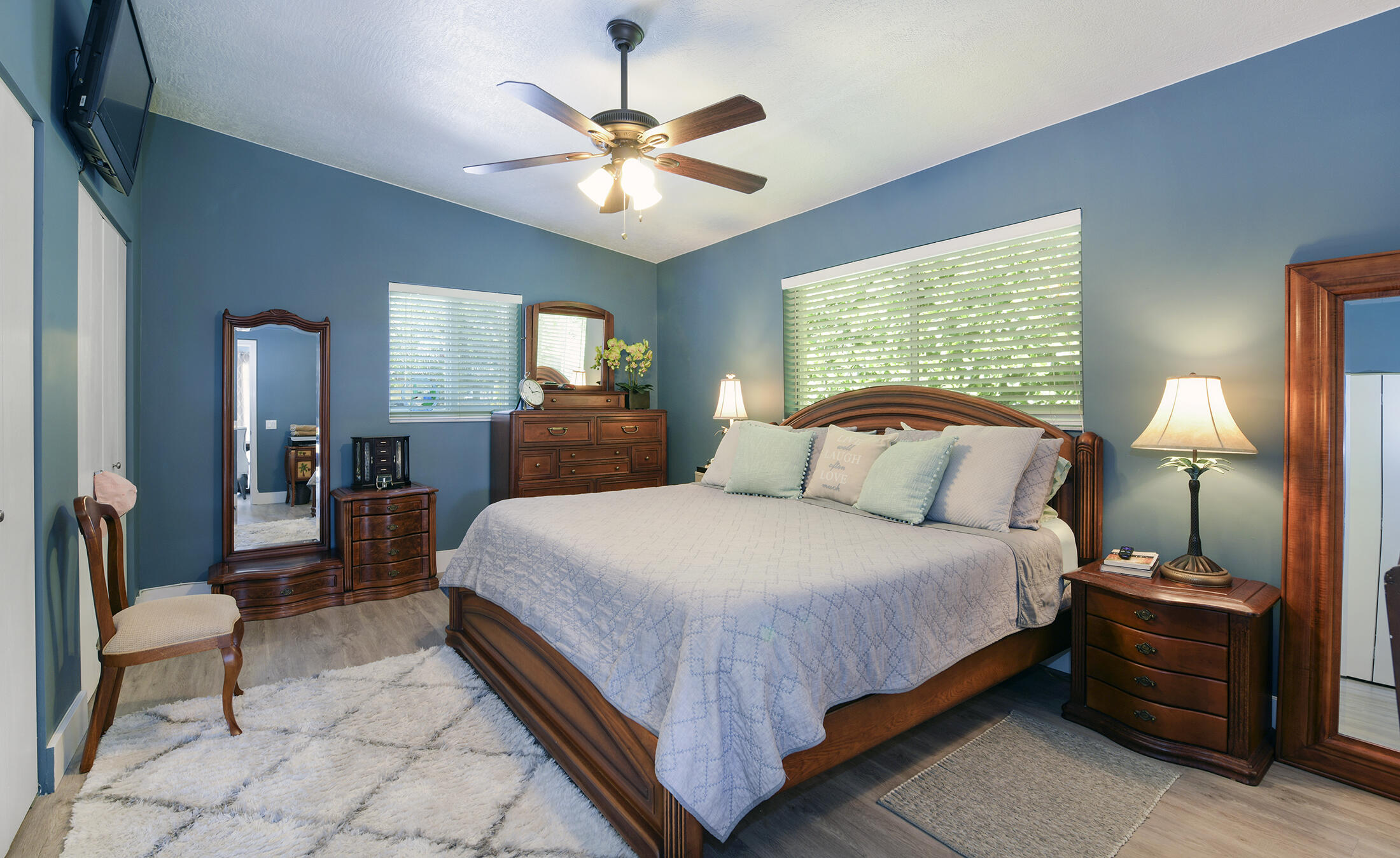 111 S Rolling Hill Road