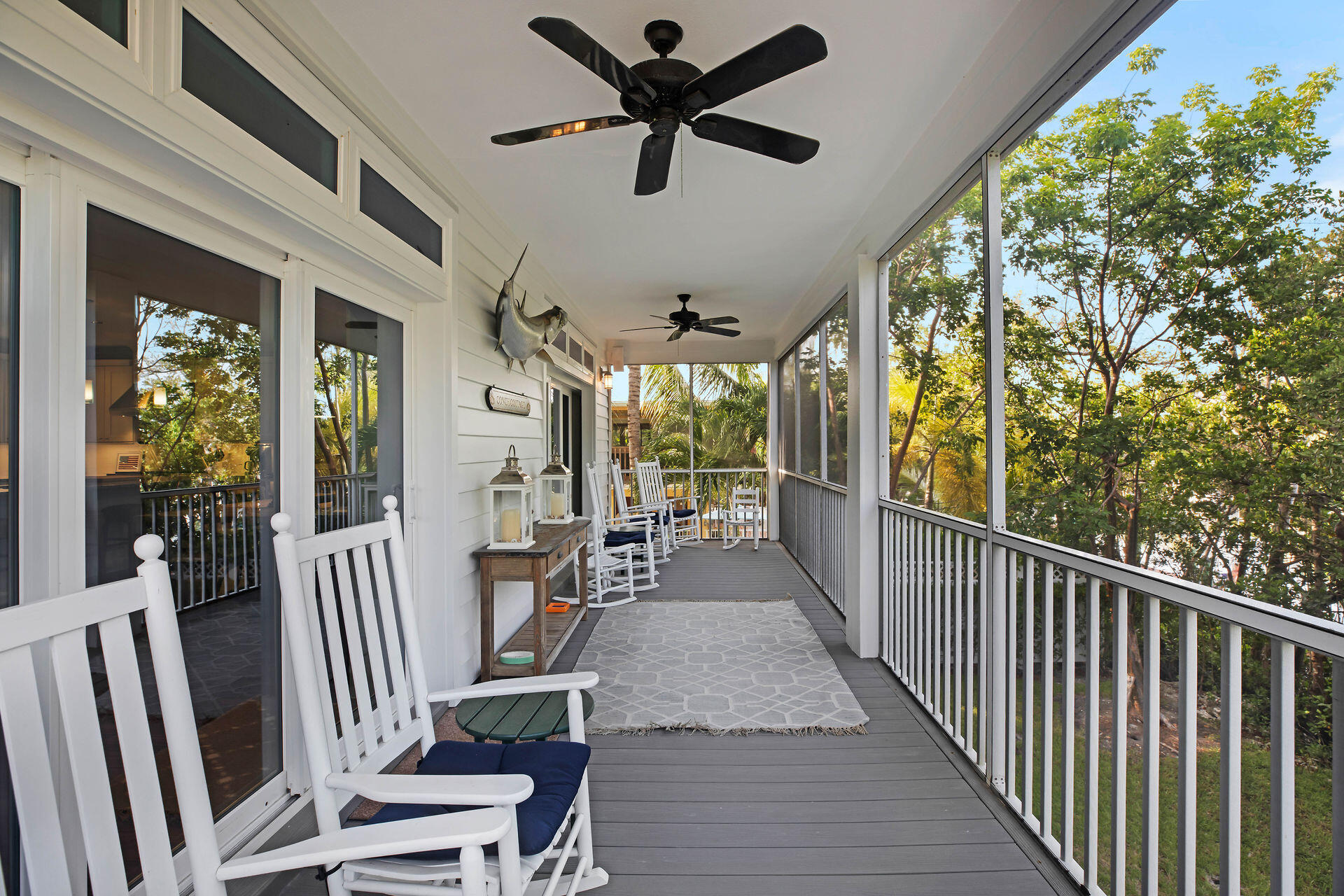 317 Calzada De Bougainvillea