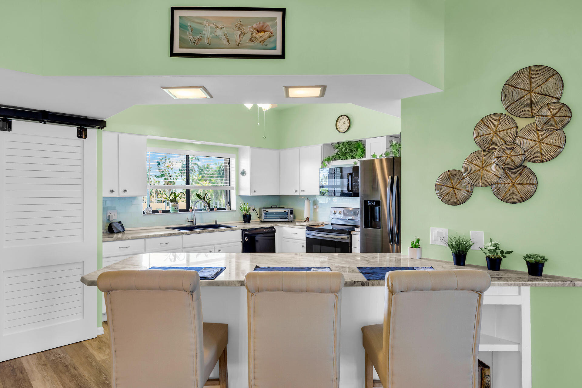 720 W Ocean Drive Unit: 302