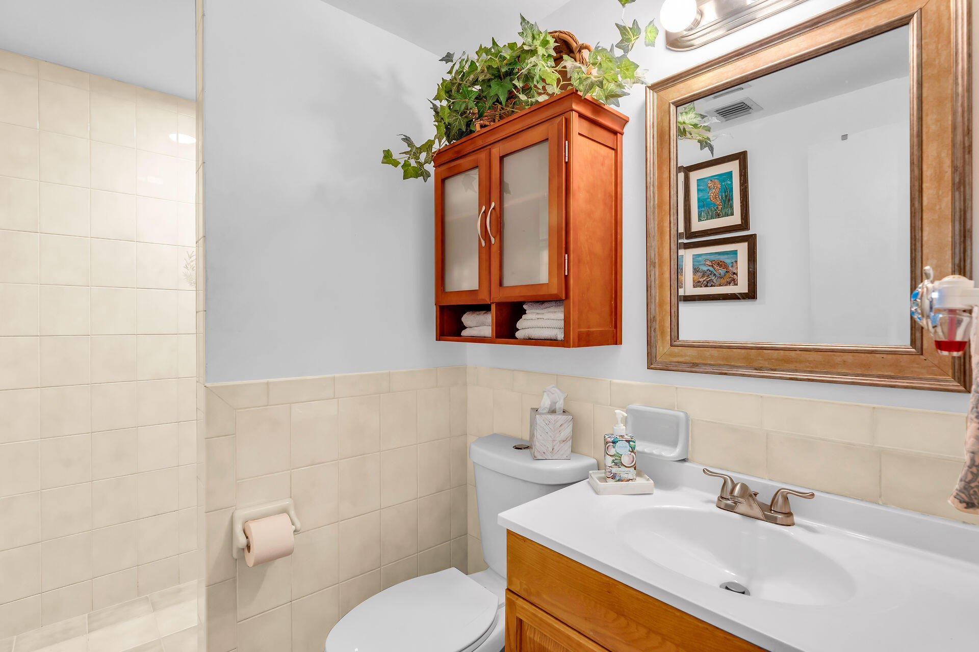 720 W Ocean Drive Unit: 302