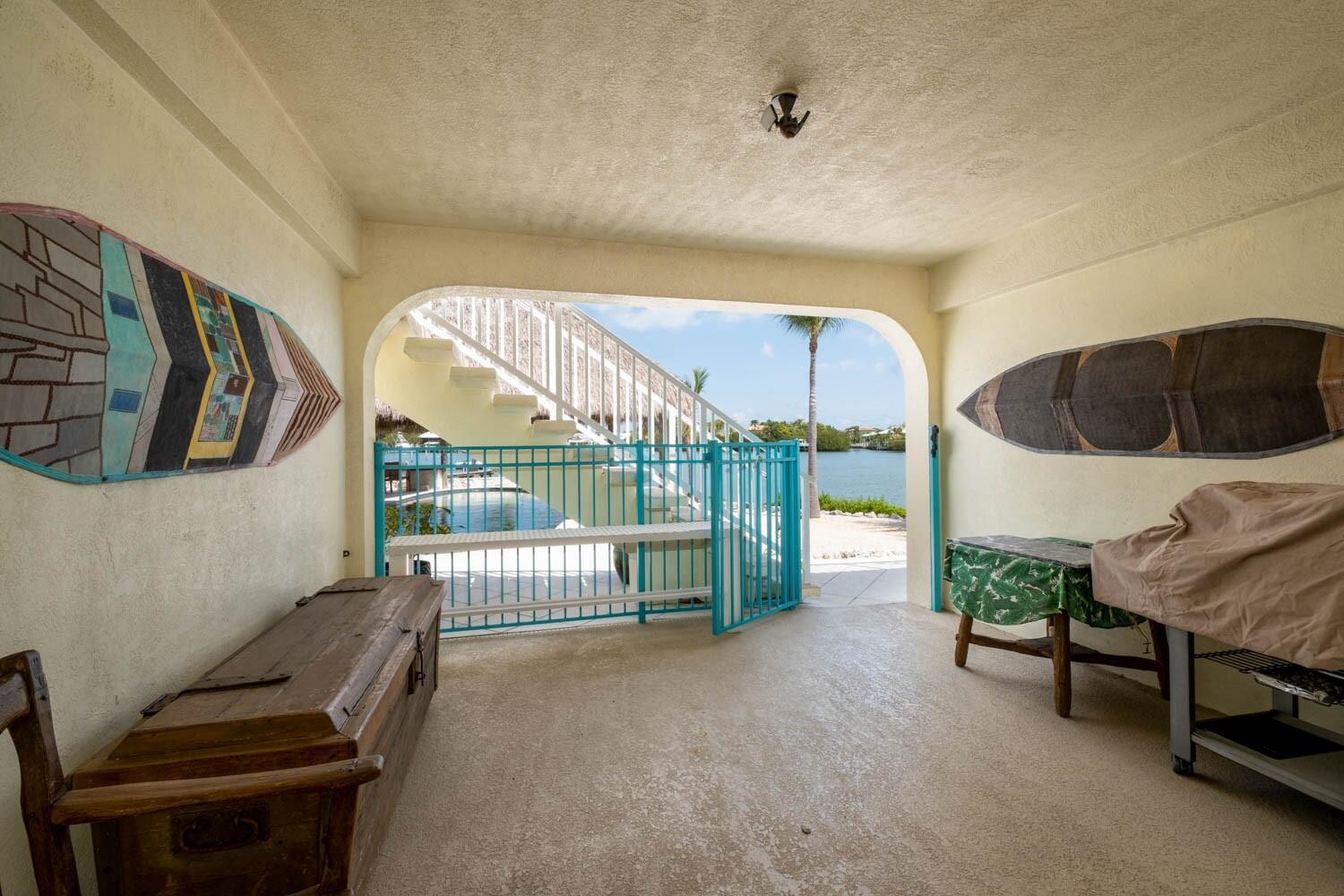 335 Calzada De Bougainvillea