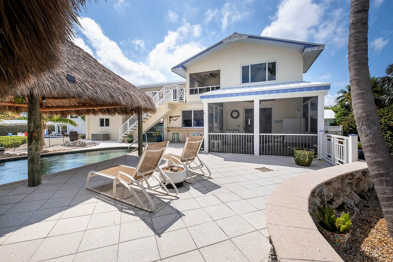 335 Calzada De Bougainvillea