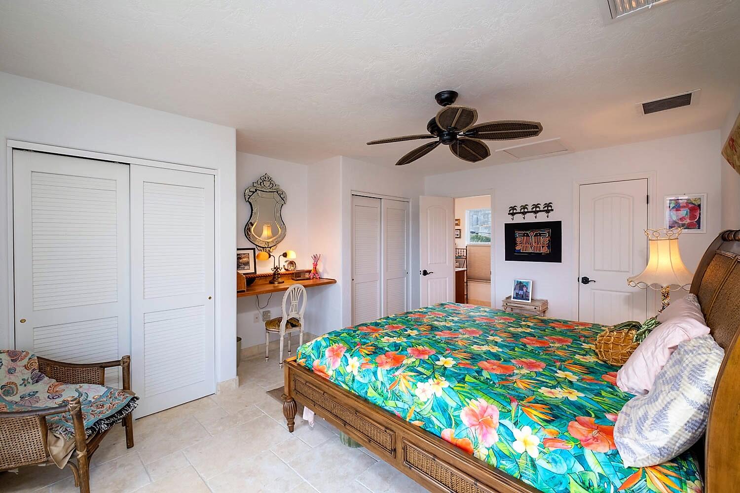 335 Calzada De Bougainvillea