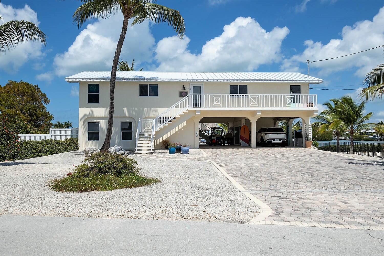 335 Calzada De Bougainvillea