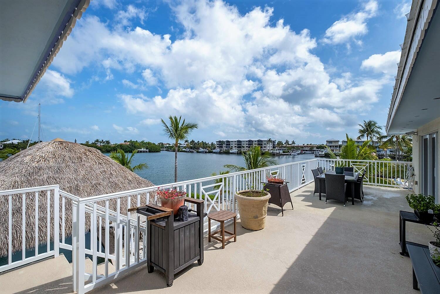 335 Calzada De Bougainvillea