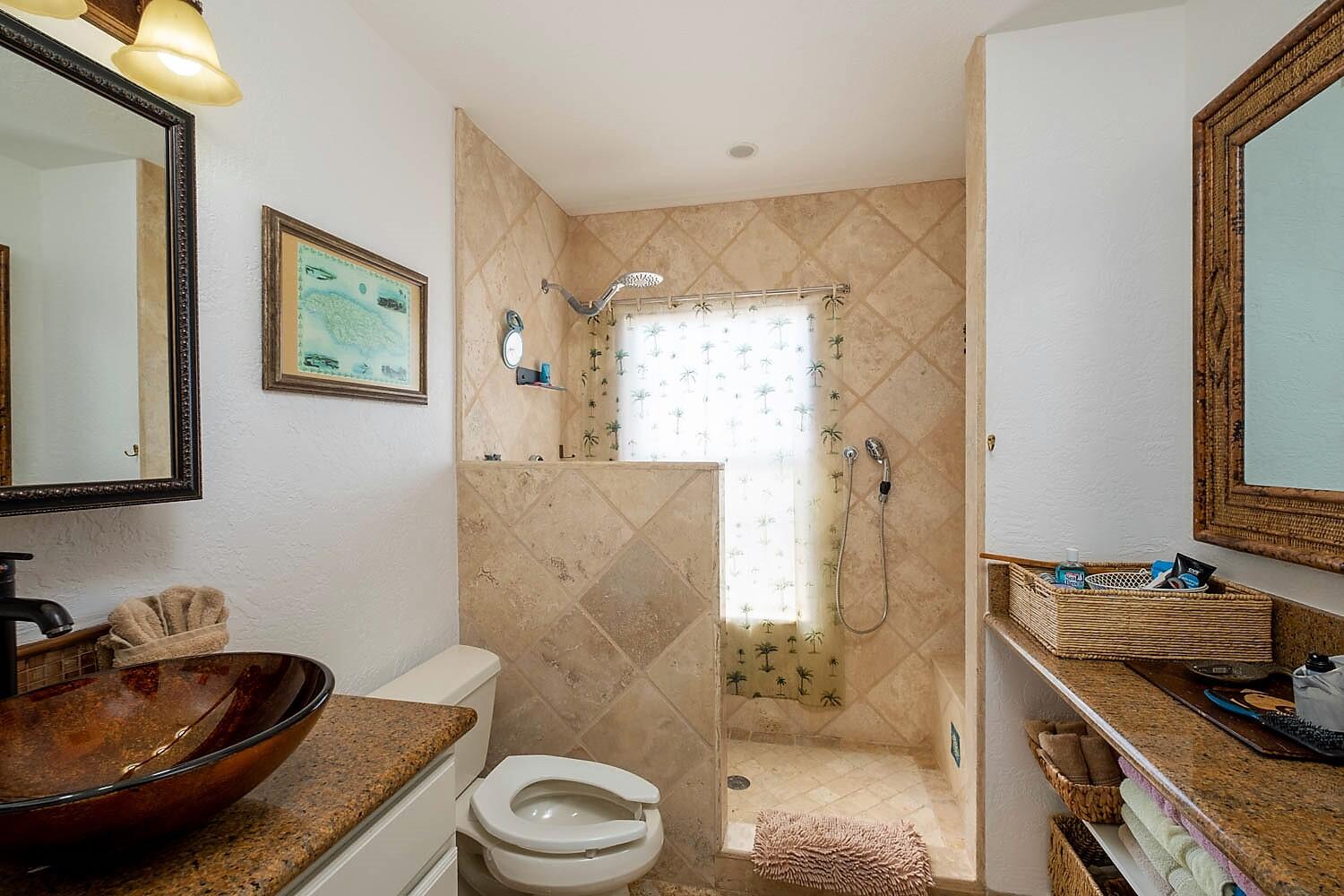 335 Calzada De Bougainvillea