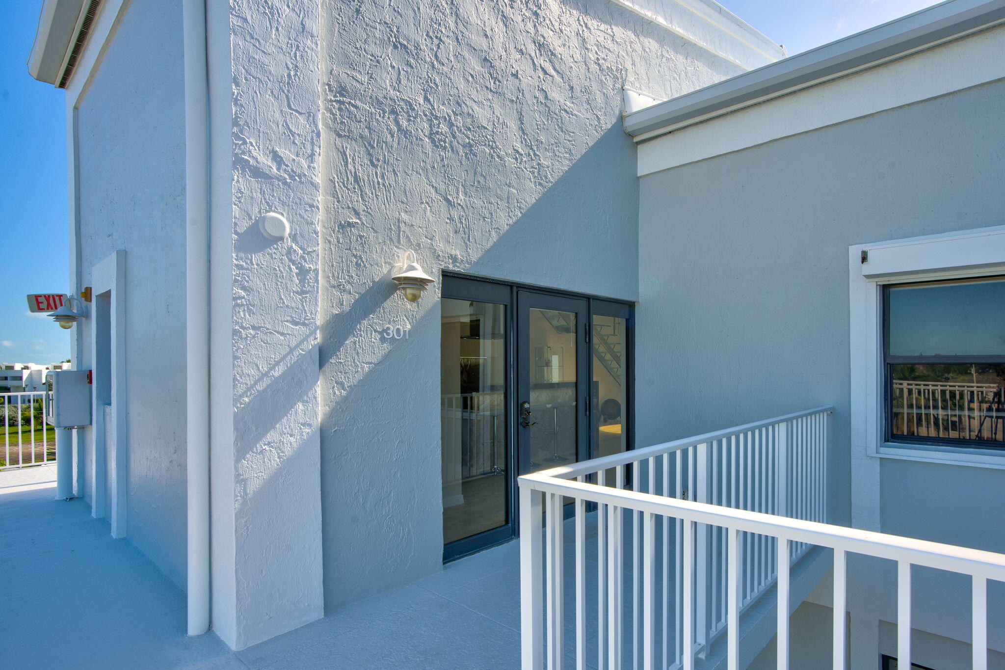 799 W Ocean Drive Unit: 301