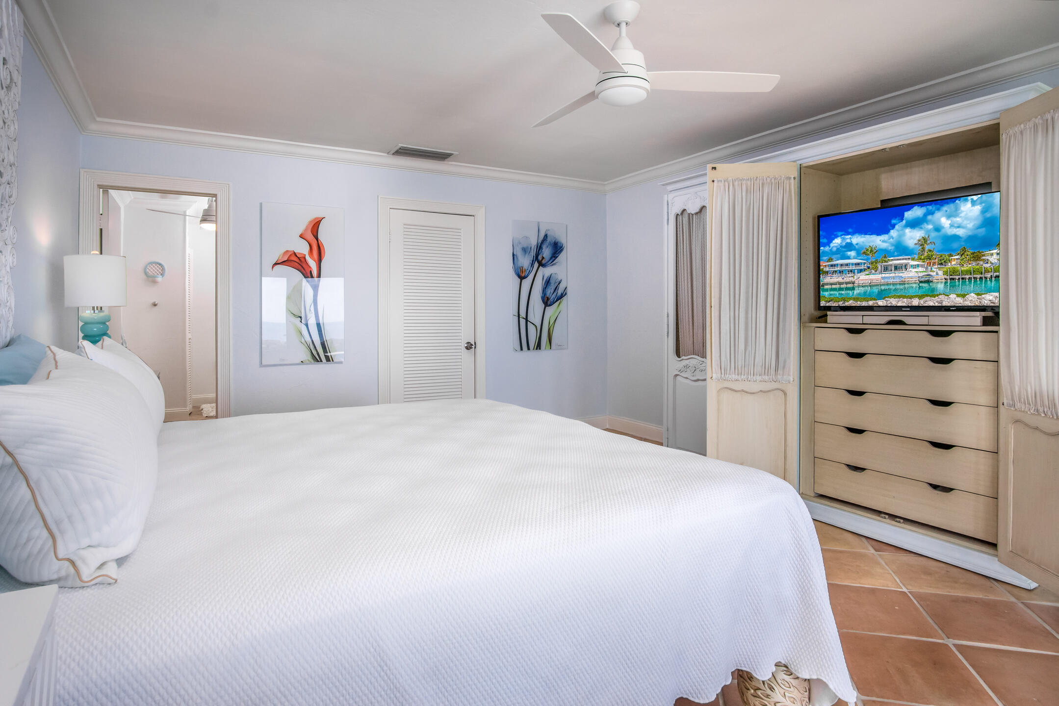 242 W Seaview Circle