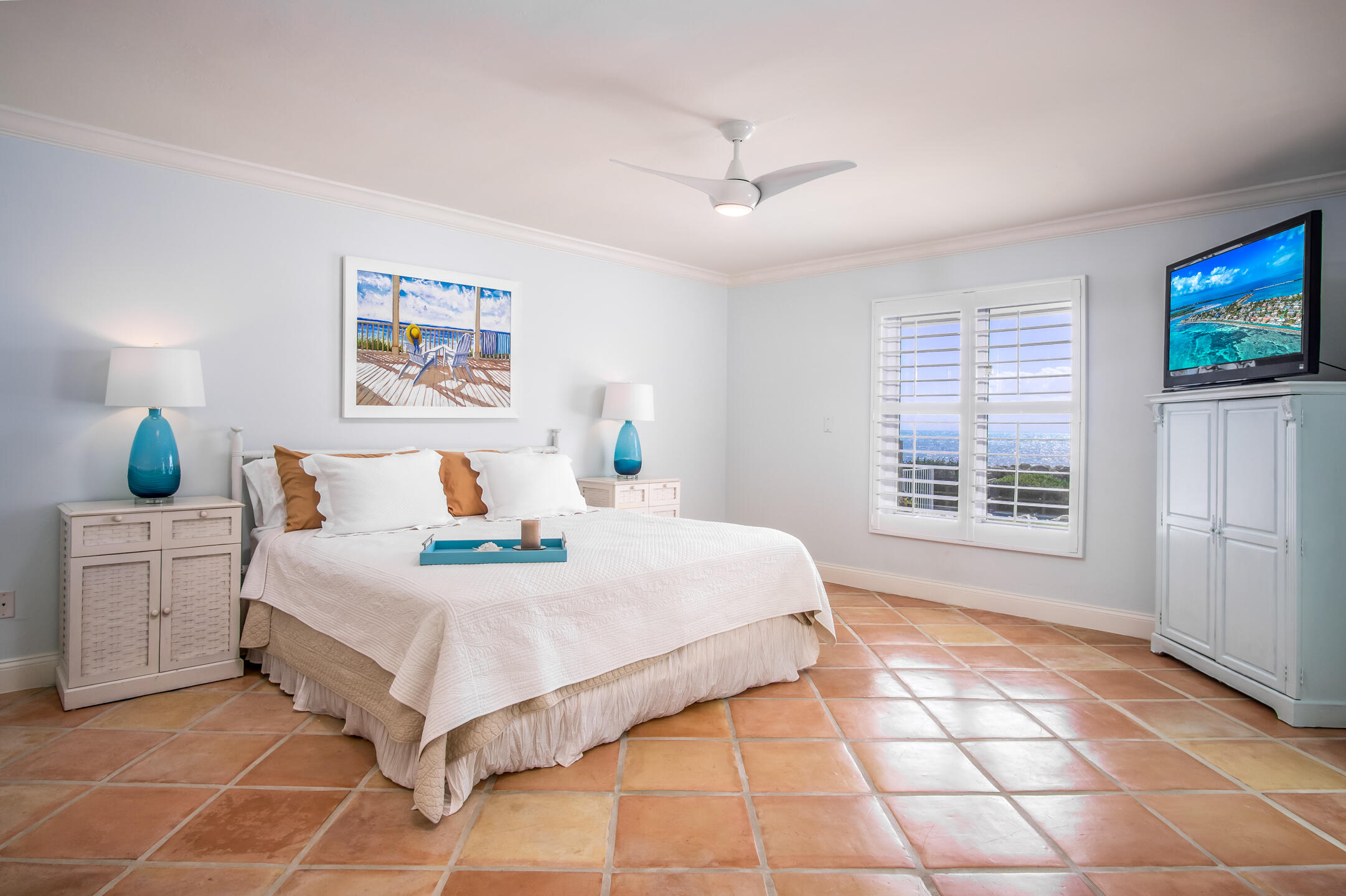 242 W Seaview Circle