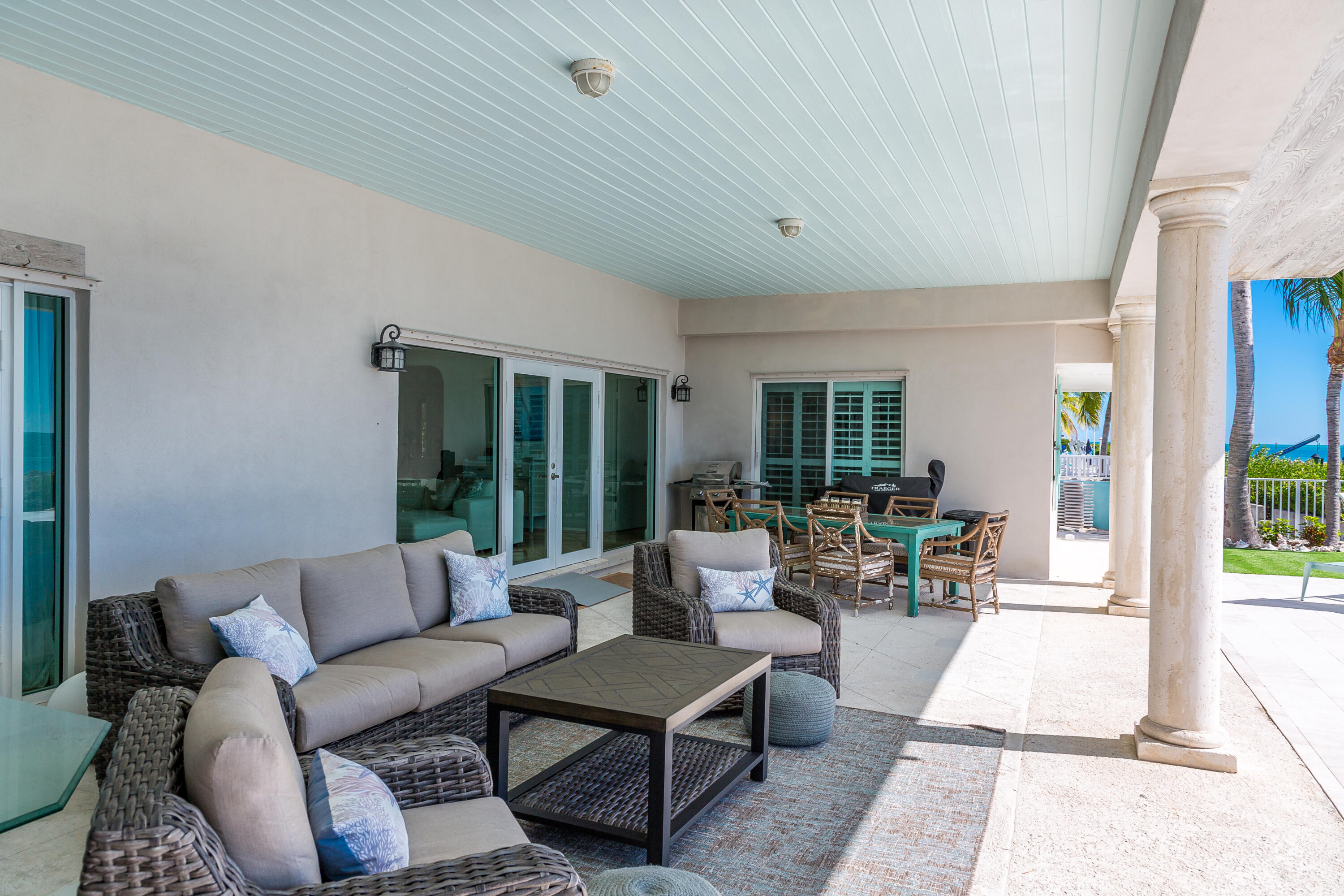 242 W Seaview Circle
