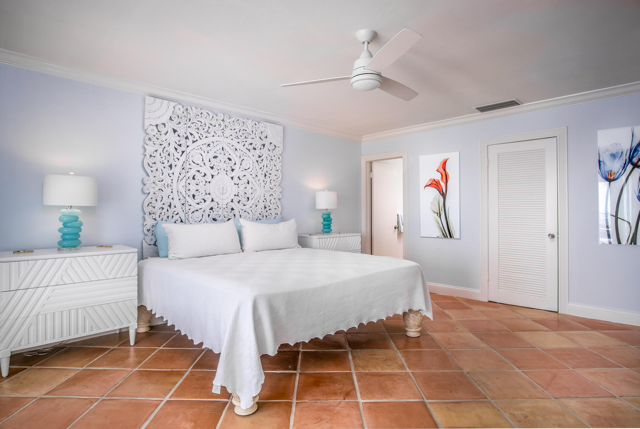 242 W Seaview Circle