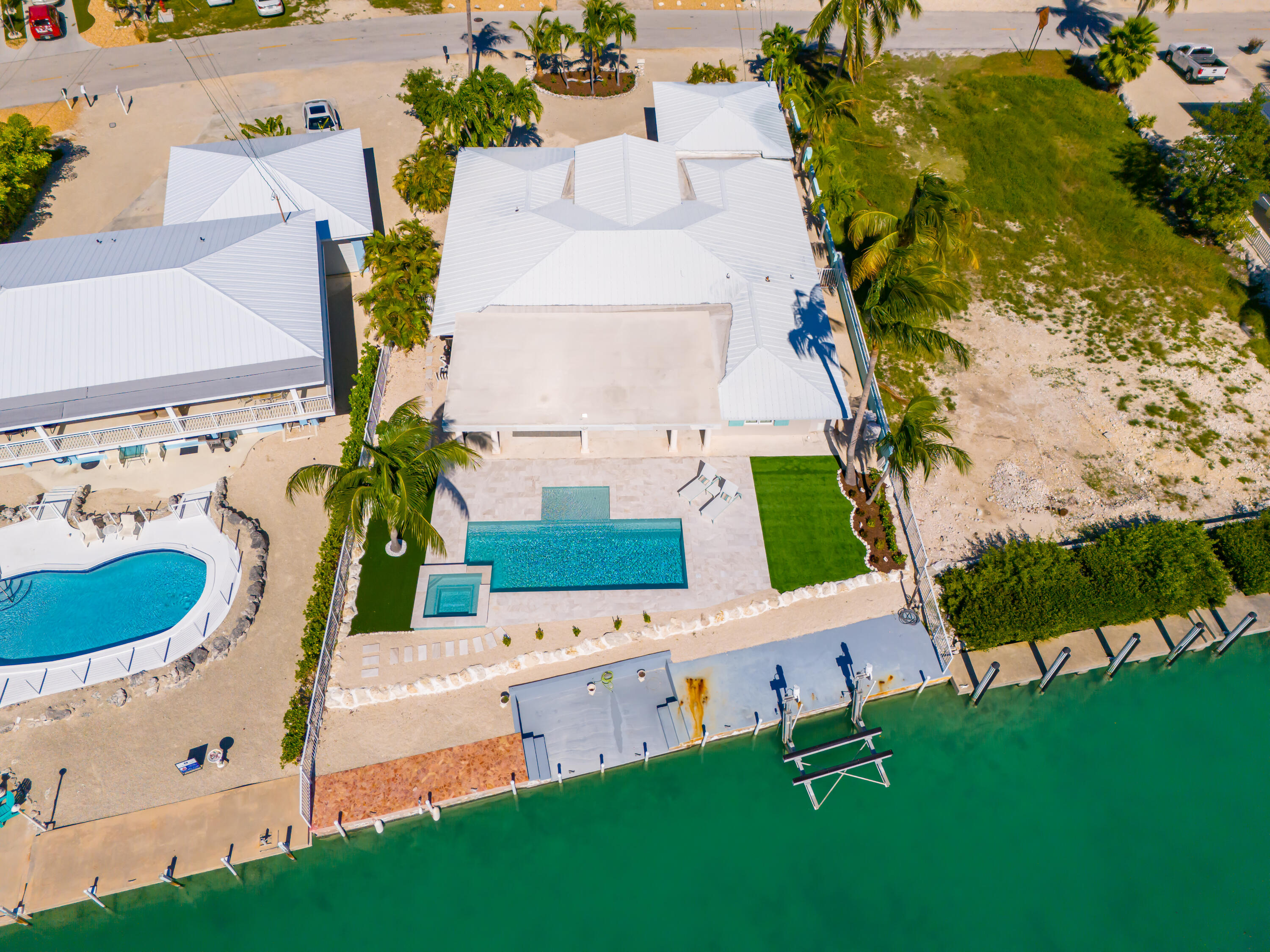 242 W Seaview Circle