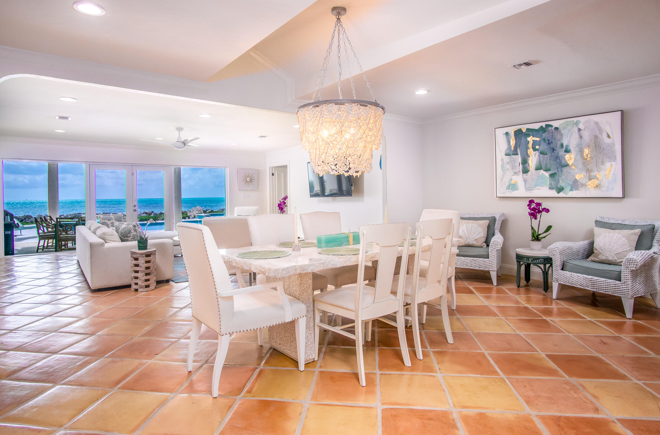 242 W Seaview Circle
