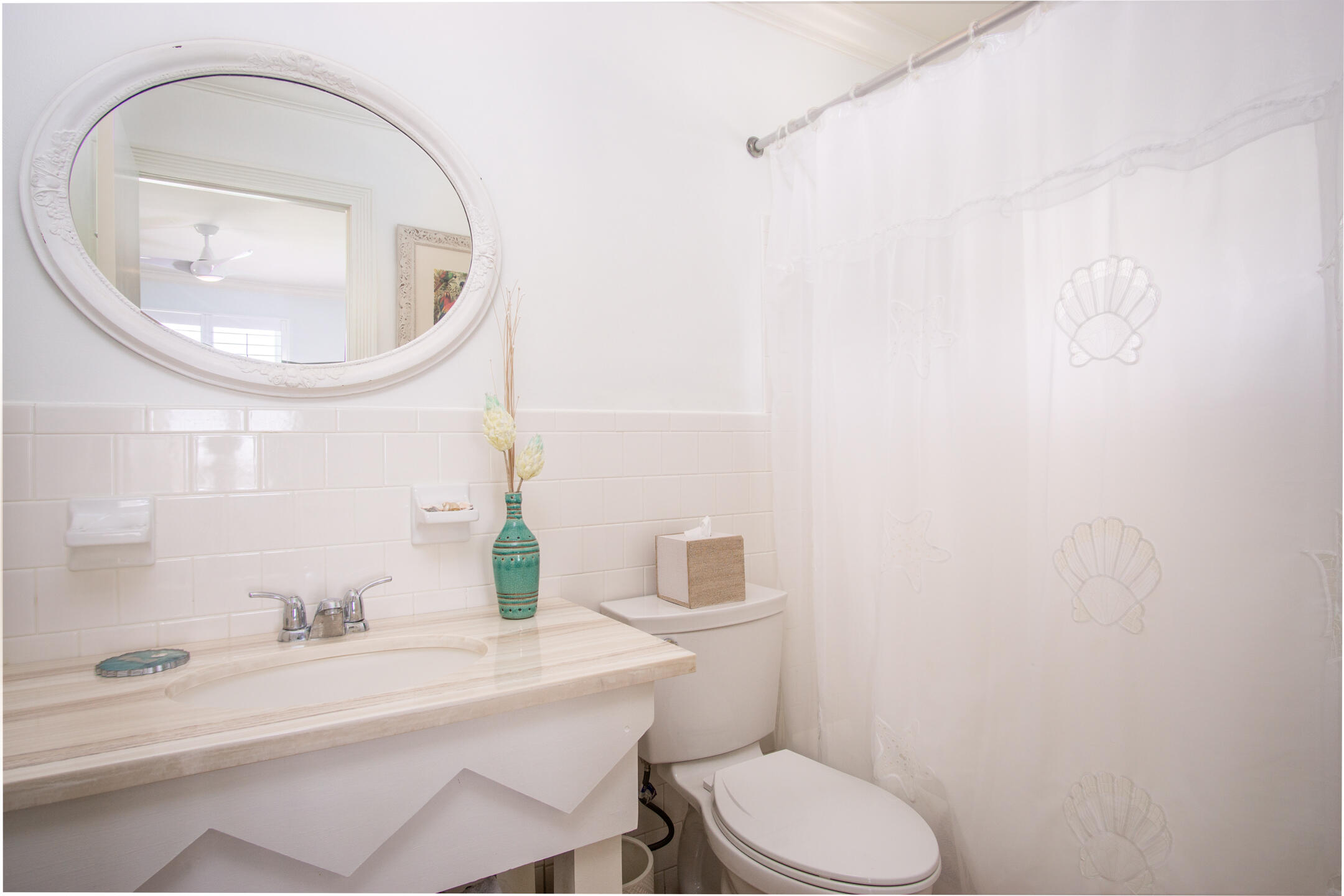 242 W Seaview Circle