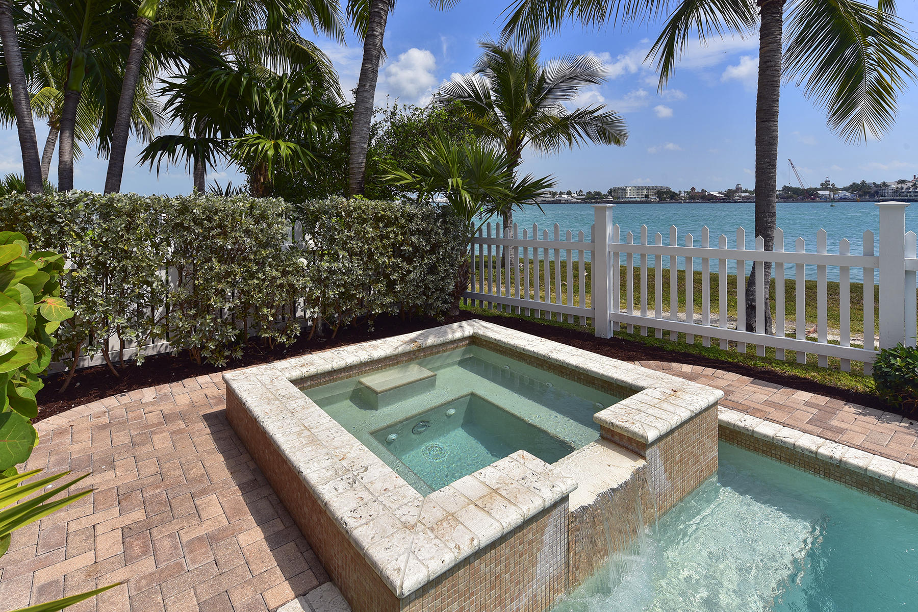 292 Sunset Key Drive