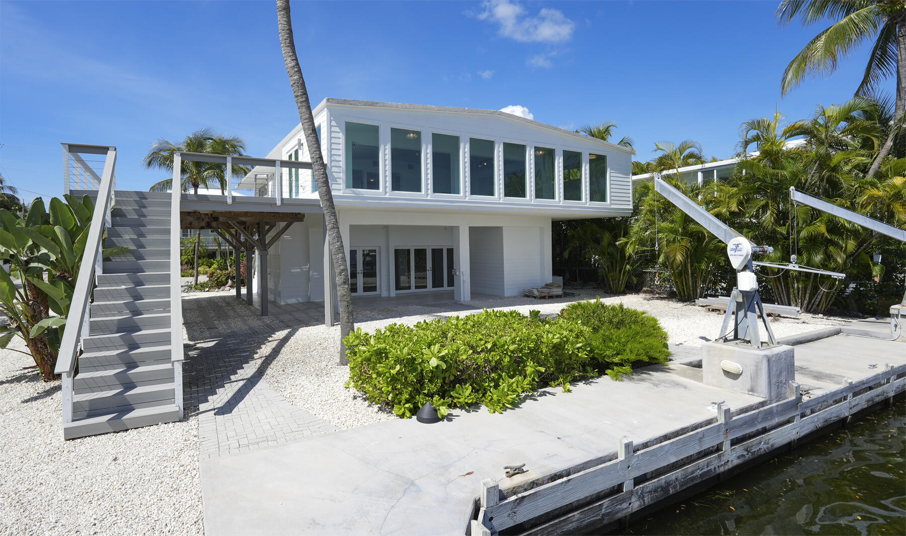 2 North Drive