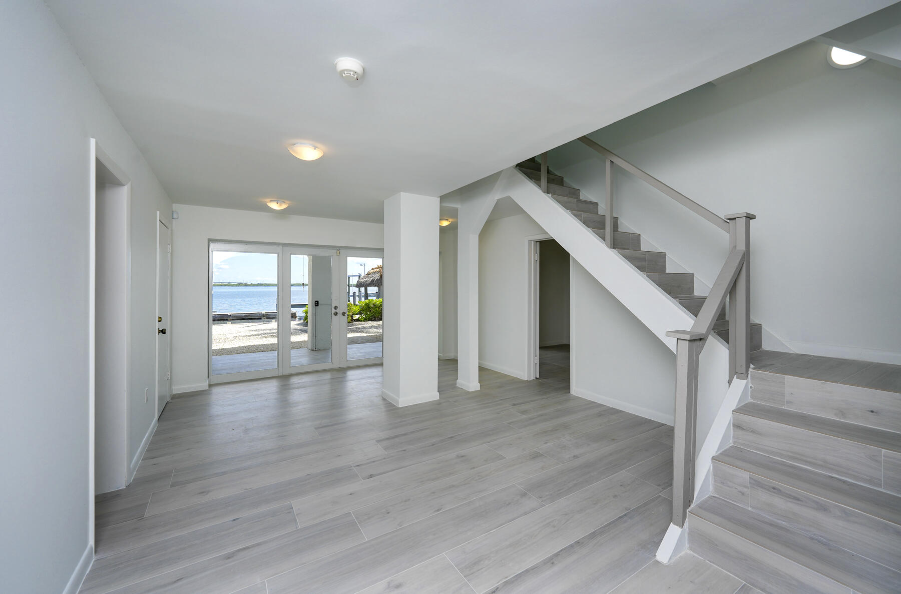 2 North Drive