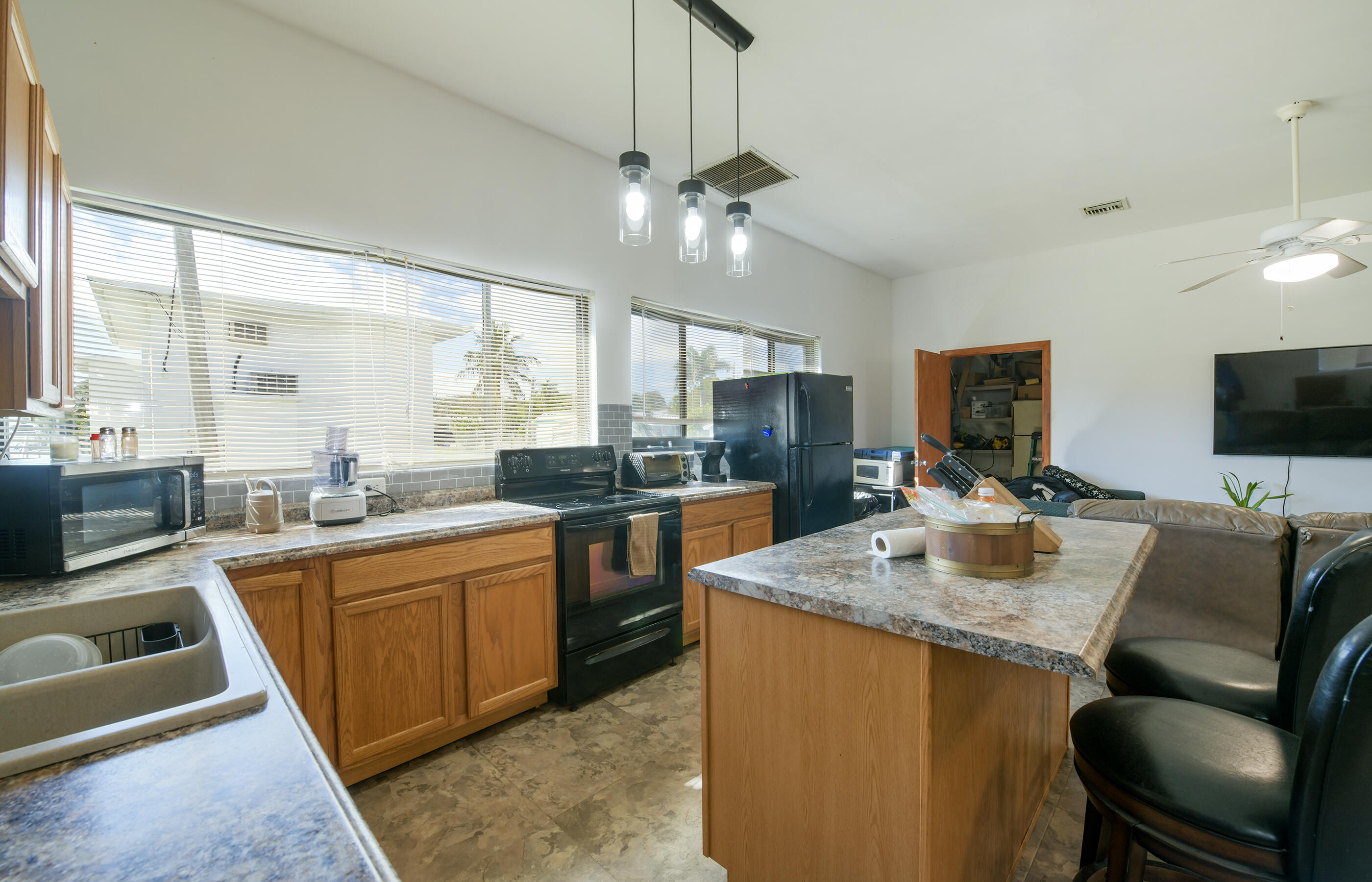 106580 Overseas Highway